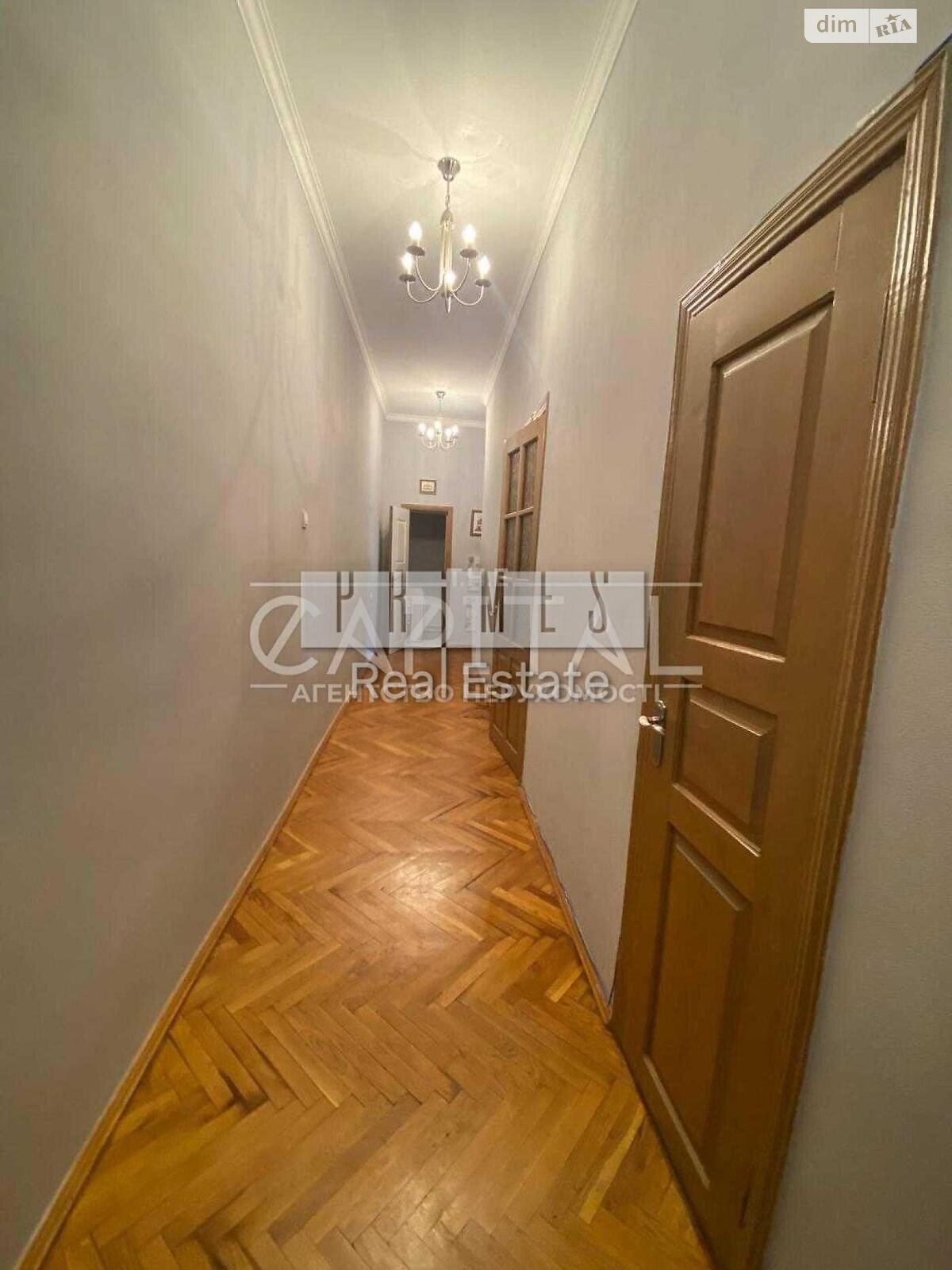 Продаж трикімнатної квартири в Києві, на вул. Лаврська, район Печерськ фото 1 Продаж трикімнатної квартири в Києві, на вул. Лаврська, район Печерськ фото 1