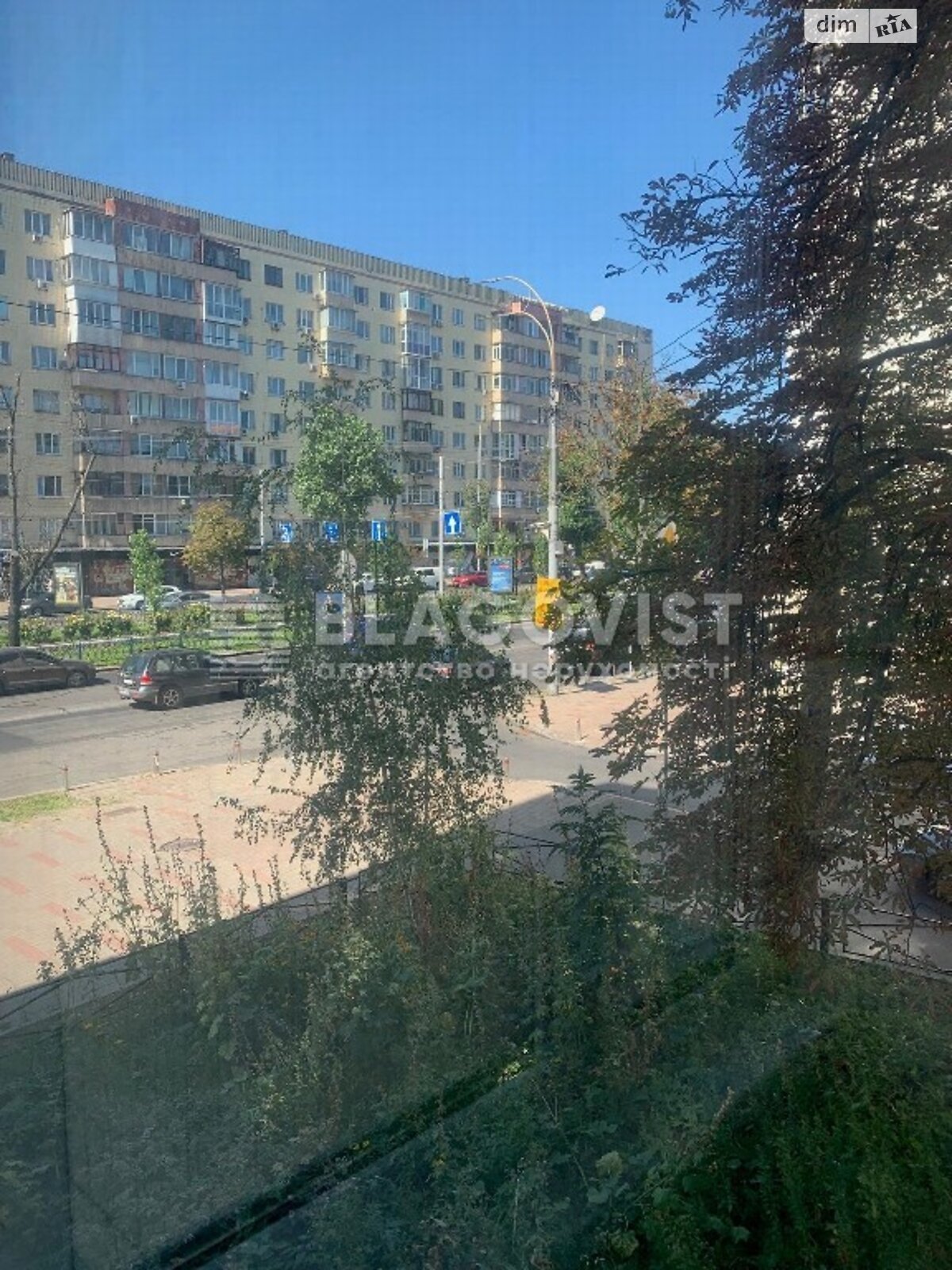 Продажа трехкомнатной квартиры в Киеве, на бул. Леси Украинки 17, район Печерск фото 1