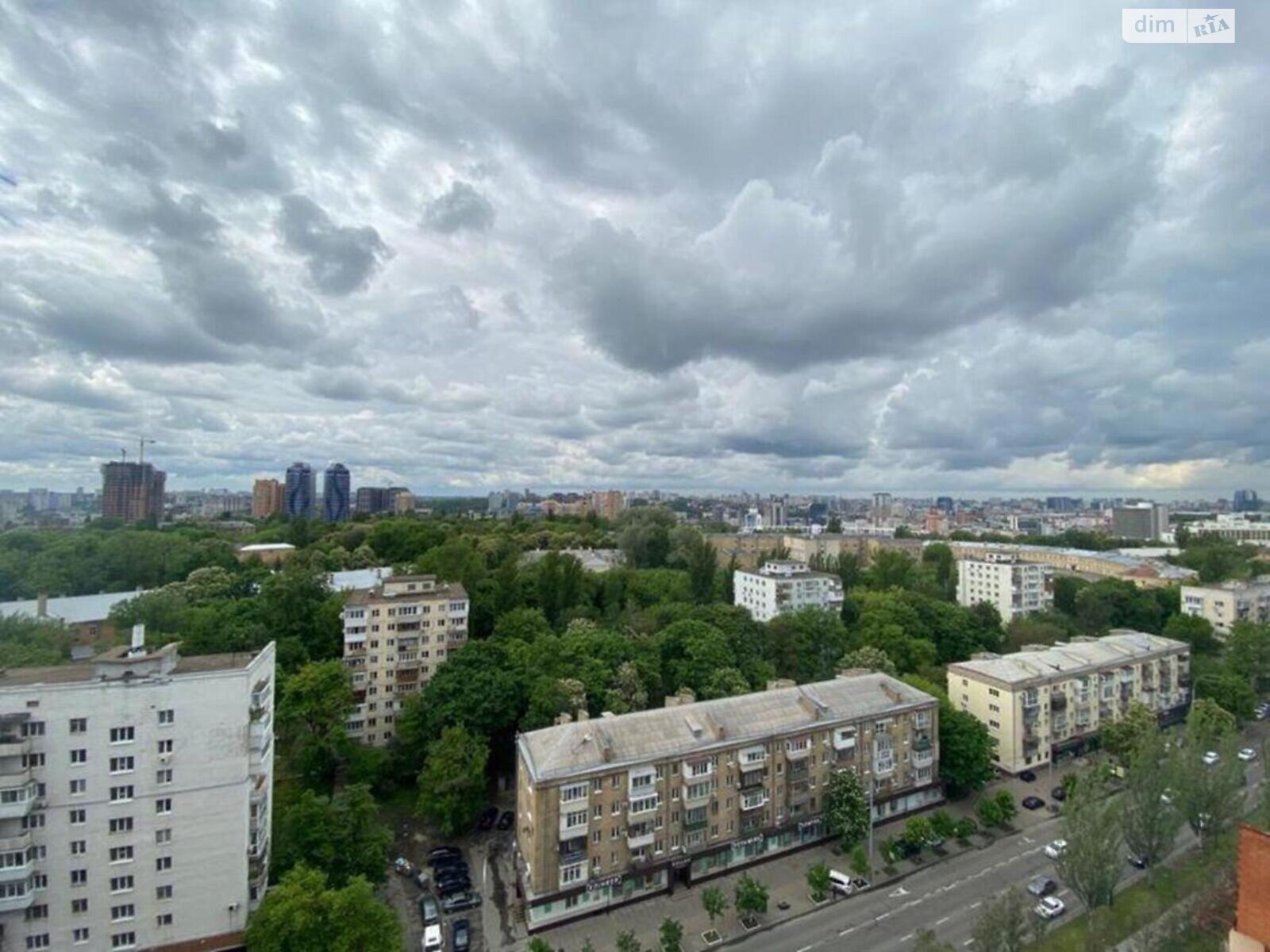 Продаж чотирикімнатної квартири в Києві, на бул. Лесі Українки 7Б, район Печерськ фото 1 Продаж чотирикімнатної квартири в Києві, на бул. Лесі Українки 7Б, район Печерськ фото 1