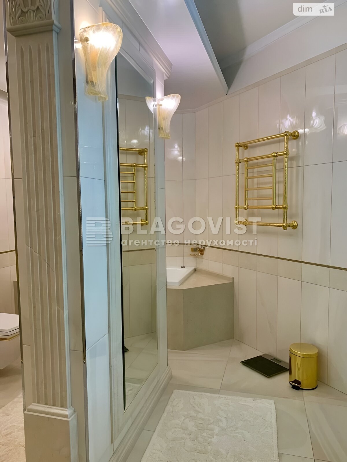 Продаж чотирикімнатної квартири в Києві, на бул. Лесі Українки 7Б, район Печерськ фото 1 Продаж чотирикімнатної квартири в Києві, на бул. Лесі Українки 7Б, район Печерськ фото 1