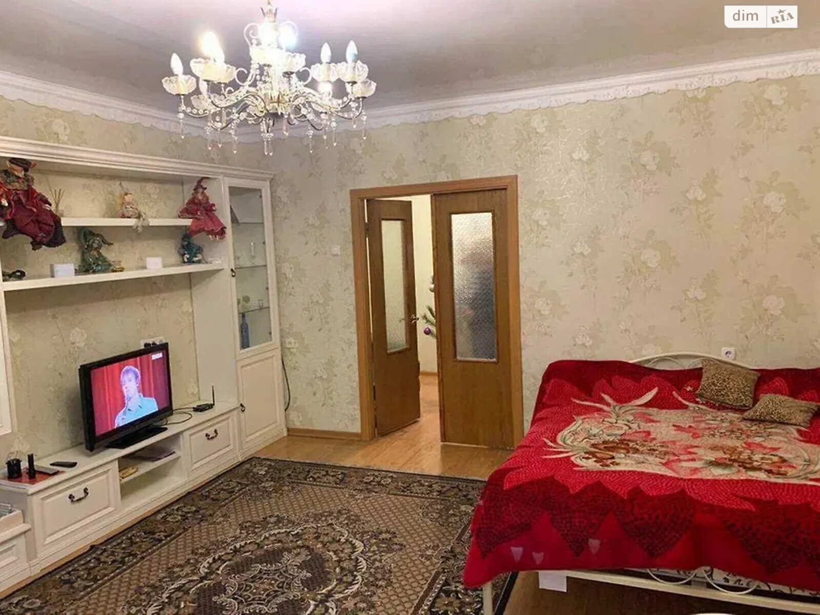 Продаж трикімнатної квартири в Києві, на бул. Лесі Українки 9В, район Печерськ фото 1 Продаж трикімнатної квартири в Києві, на бул. Лесі Українки 9В, район Печерськ фото 1