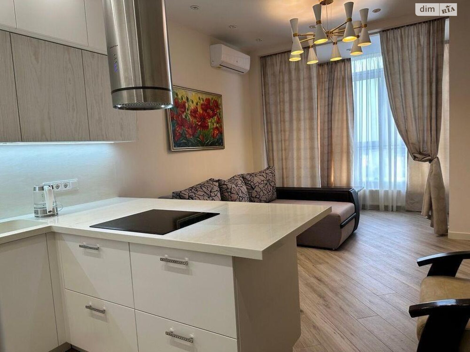 Продаж двокімнатної квартири в Києві, на бул. Лесі Українки 7В, район Печерськ фото 1 Продаж двокімнатної квартири в Києві, на бул. Лесі Українки 7В, район Печерськ фото 1
