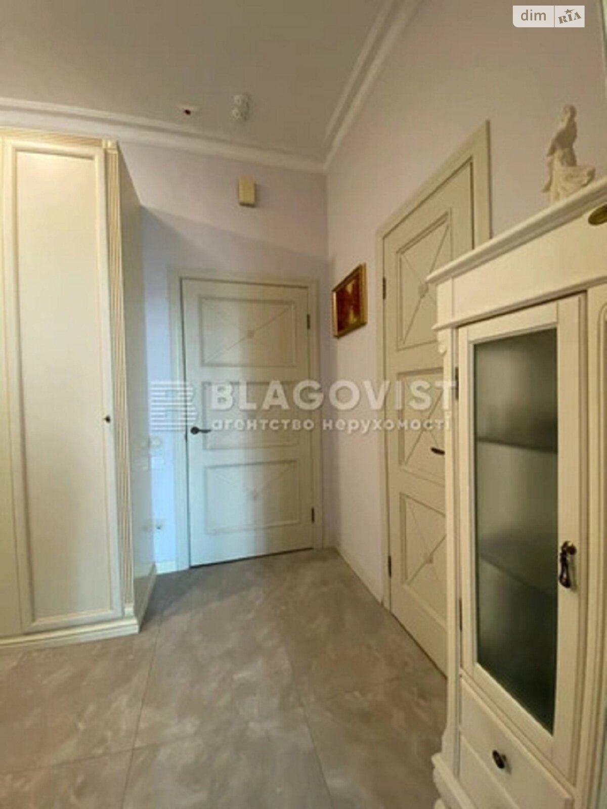 Продажа однокомнатной квартиры в Киеве, на бул. Леси Украинки, район Печерск фото 1 Продажа однокомнатной квартиры в Киеве, на бул. Леси Украинки, район Печерск фото 1