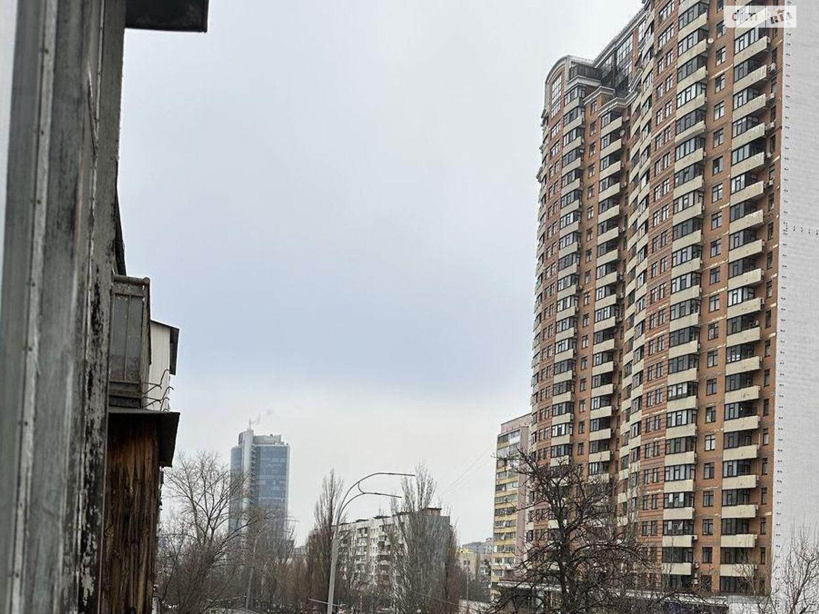 Продажа двухкомнатной квартиры в Киеве, на бул. Леси Украинки, район Печерск фото 1 Продажа двухкомнатной квартиры в Киеве, на бул. Леси Украинки, район Печерск фото 1