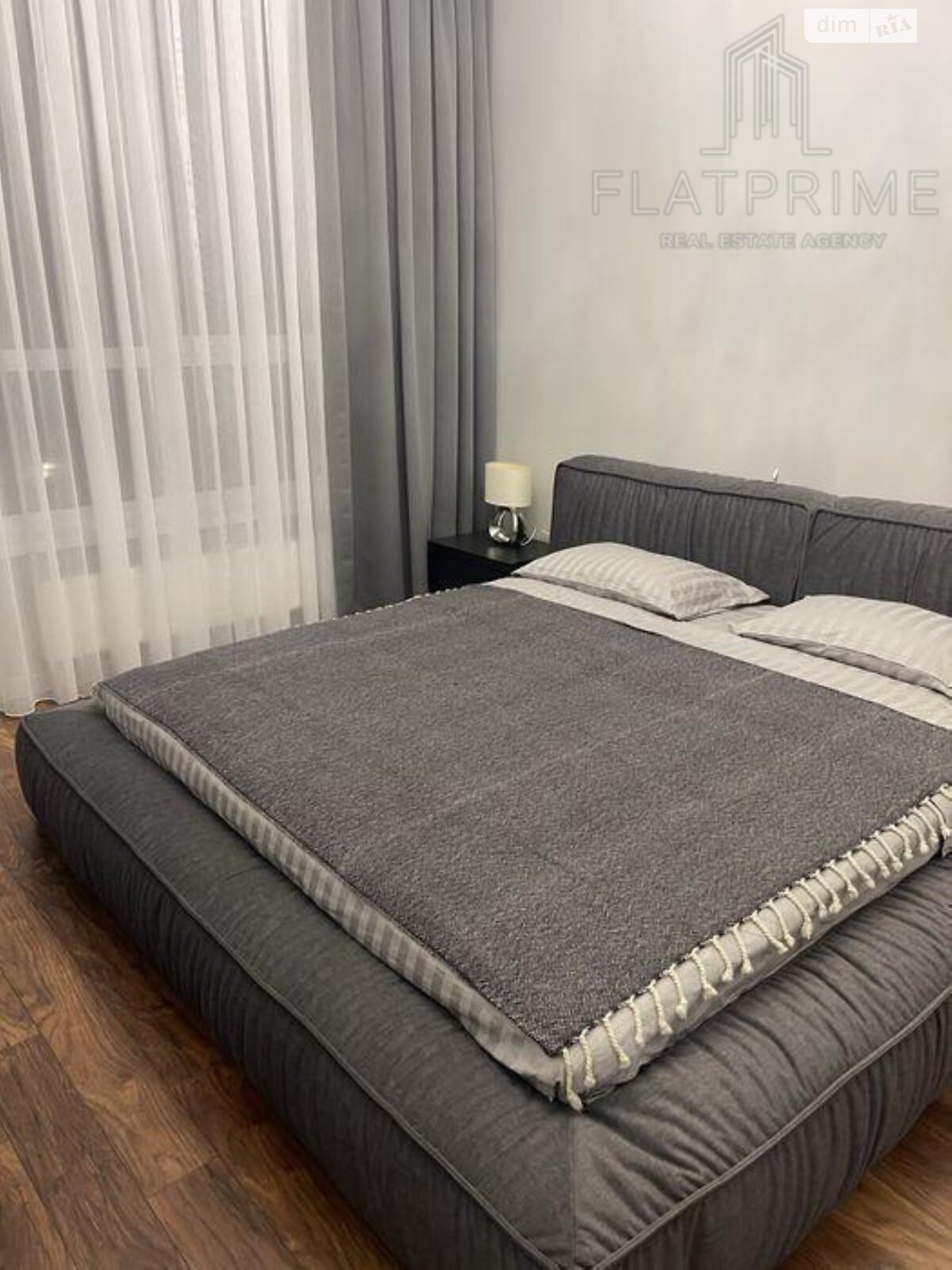 Продажа трехкомнатной квартиры в Киеве, на бул. Леси Украинки 7В, район Печерск фото 1