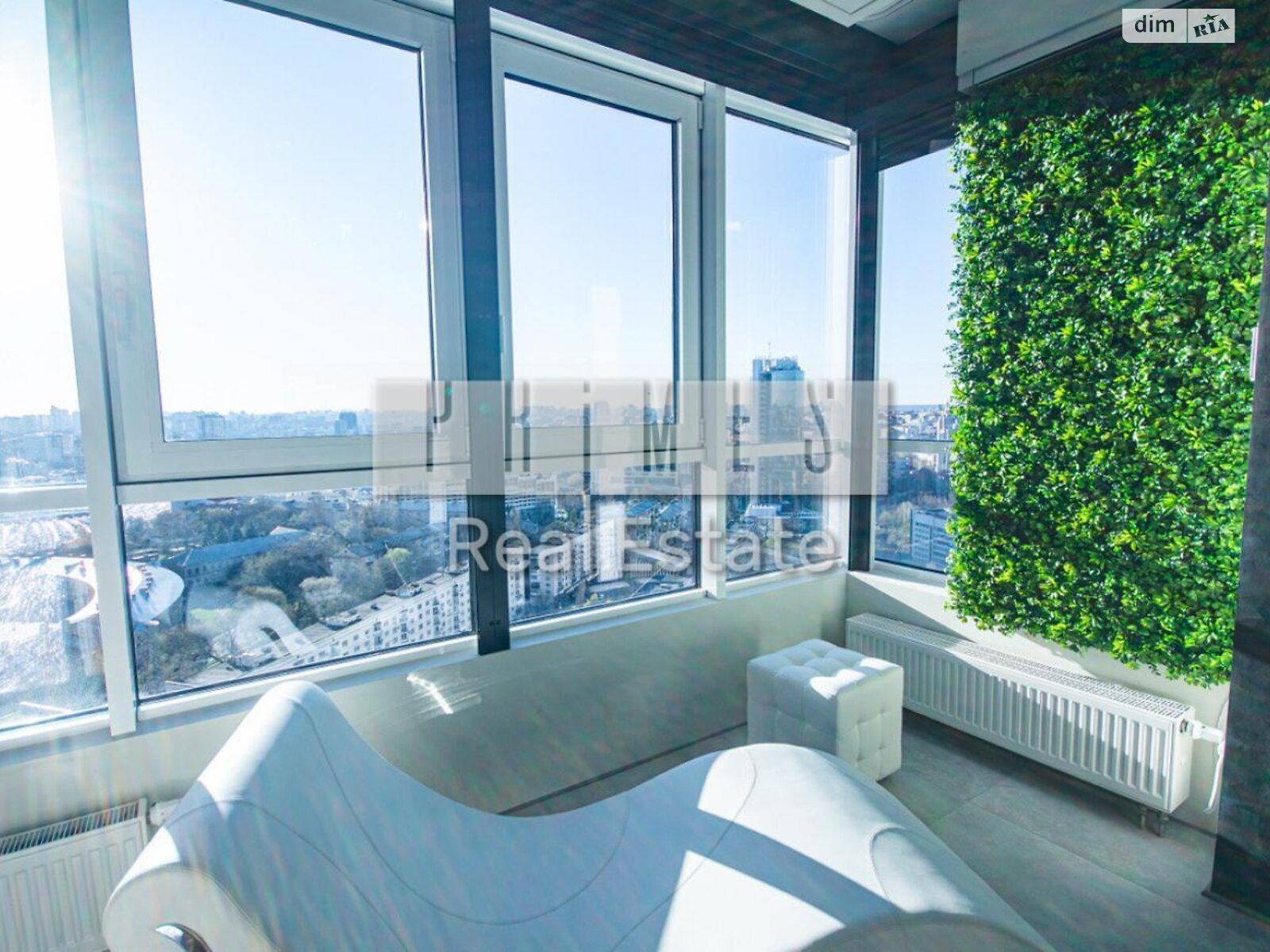 Продаж двокімнатної квартири в Києві, на бул. Лесі Українки 7В, район Печерськ фото 1 Продаж двокімнатної квартири в Києві, на бул. Лесі Українки 7В, район Печерськ фото 1