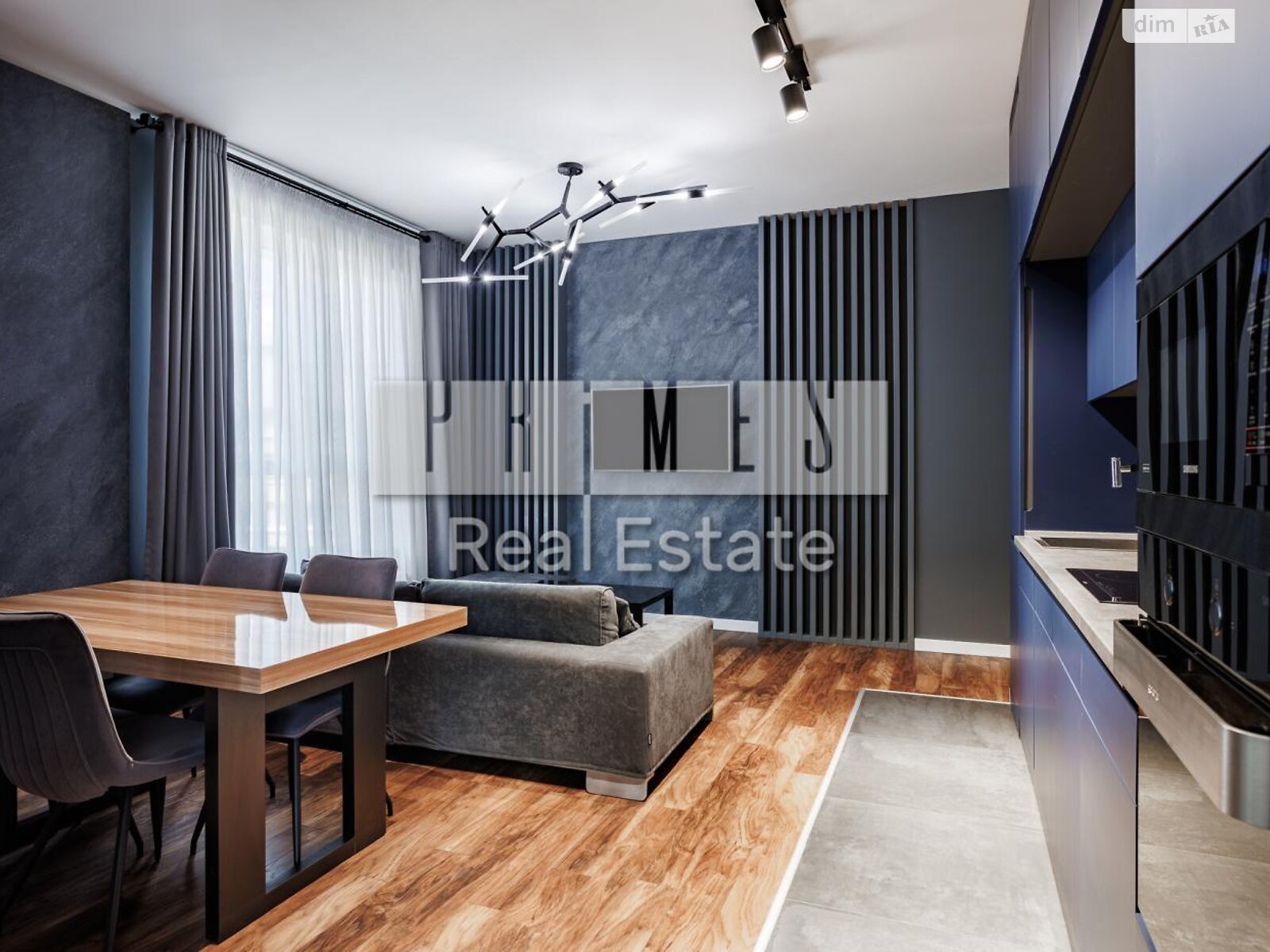 Продажа трехкомнатной квартиры в Киеве, на бул. Леси Украинки 7В, район Печерск фото 1