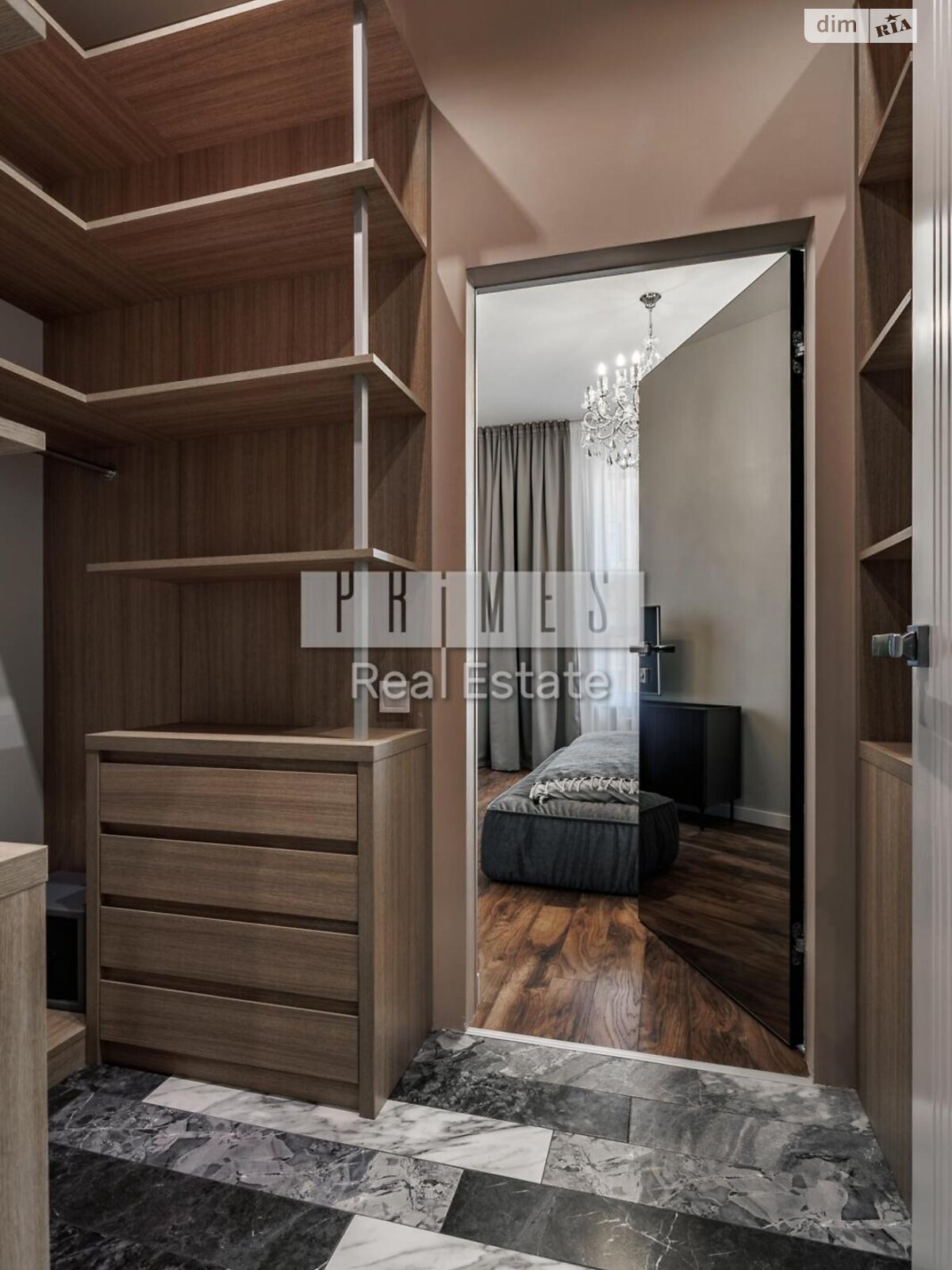 Продажа трехкомнатной квартиры в Киеве, на бул. Леси Украинки 7В, район Печерск фото 1