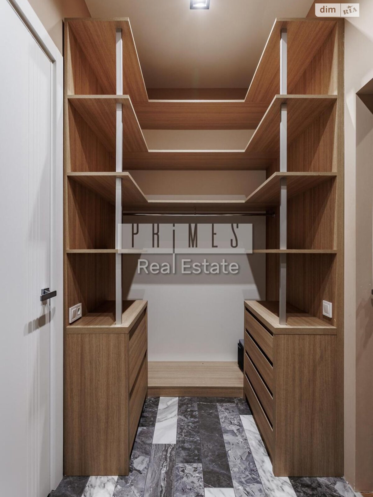 Продажа трехкомнатной квартиры в Киеве, на бул. Леси Украинки 7В, район Печерск фото 1