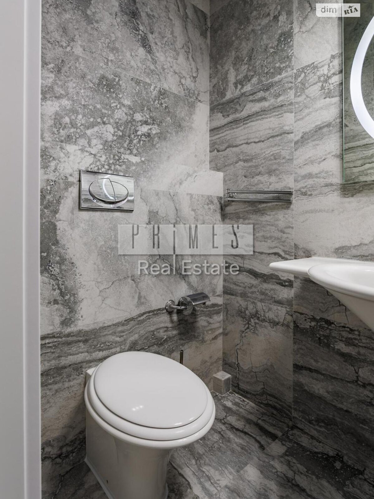 Продажа трехкомнатной квартиры в Киеве, на бул. Леси Украинки 7В, район Печерск фото 1