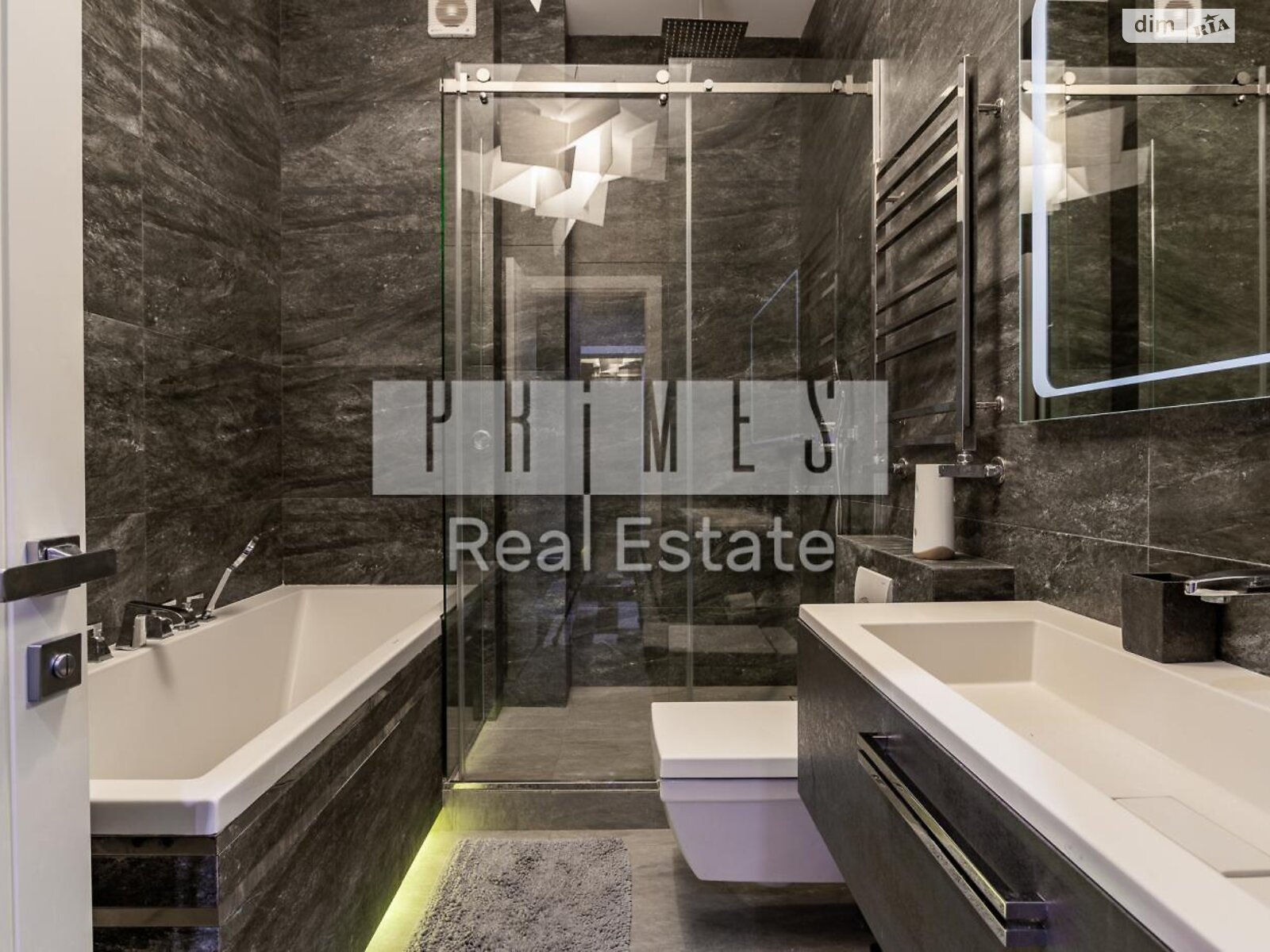 Продажа трехкомнатной квартиры в Киеве, на бул. Леси Украинки 7В, район Печерск фото 1