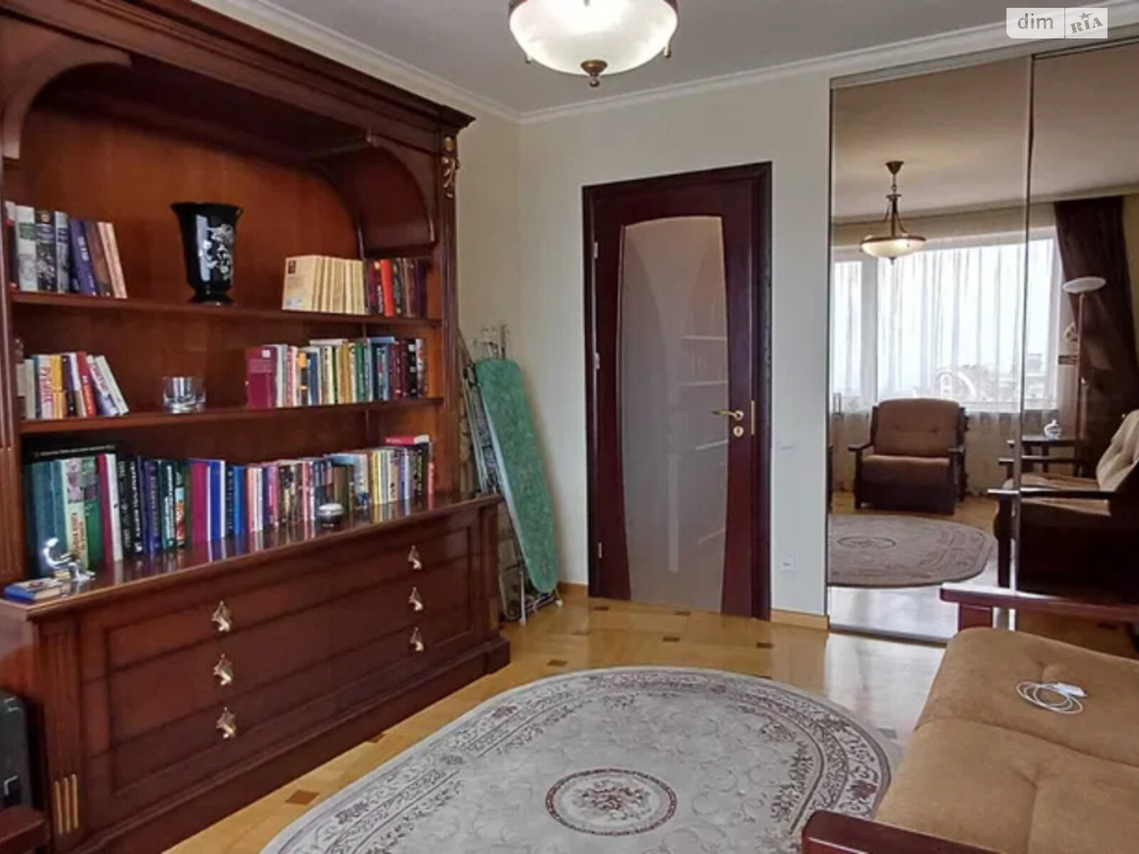 Продажа трехкомнатной квартиры в Киеве, на бул. Леси Украинки 21А, район Печерск фото 1