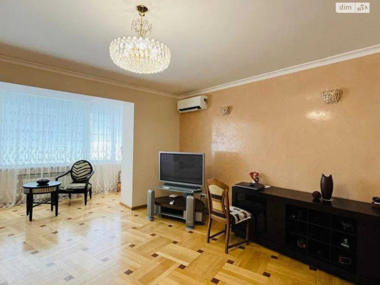 Продажа трехкомнатной квартиры в Киеве, на бул. Леси Украинки 21А, район Печерск фото 1