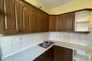 Продажа двухкомнатной квартиры в Киеве, на бул. Леси Украинки 8, район Печерск фото 2