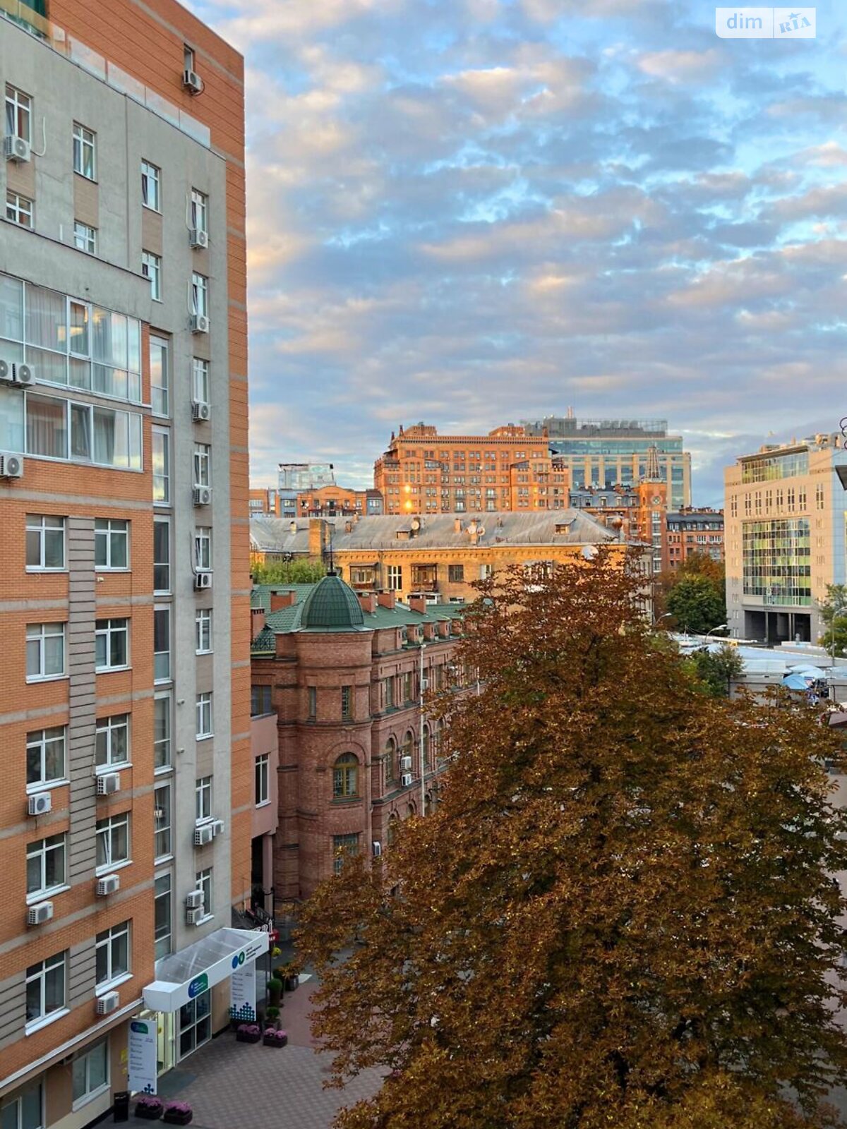 Продажа однокомнатной квартиры в Киеве, на ул. Лескова 3А, район Печерск фото 1