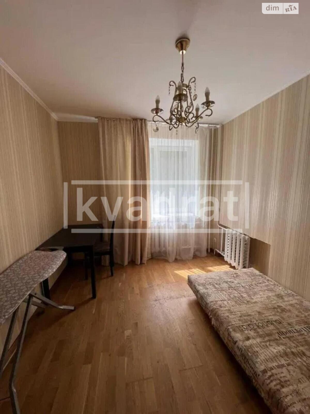 Продаж чотирикімнатної квартири в Києві, на вул. Левандовська 14, район Печерськ фото 1 Продаж чотирикімнатної квартири в Києві, на вул. Левандовська 14, район Печерськ фото 1