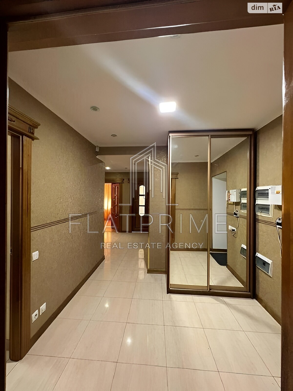 Продажа трехкомнатной квартиры в Киеве, на ул. Левандовская 14, район Печерск фото 1 Продажа трехкомнатной квартиры в Киеве, на ул. Левандовская 14, район Печерск фото 1