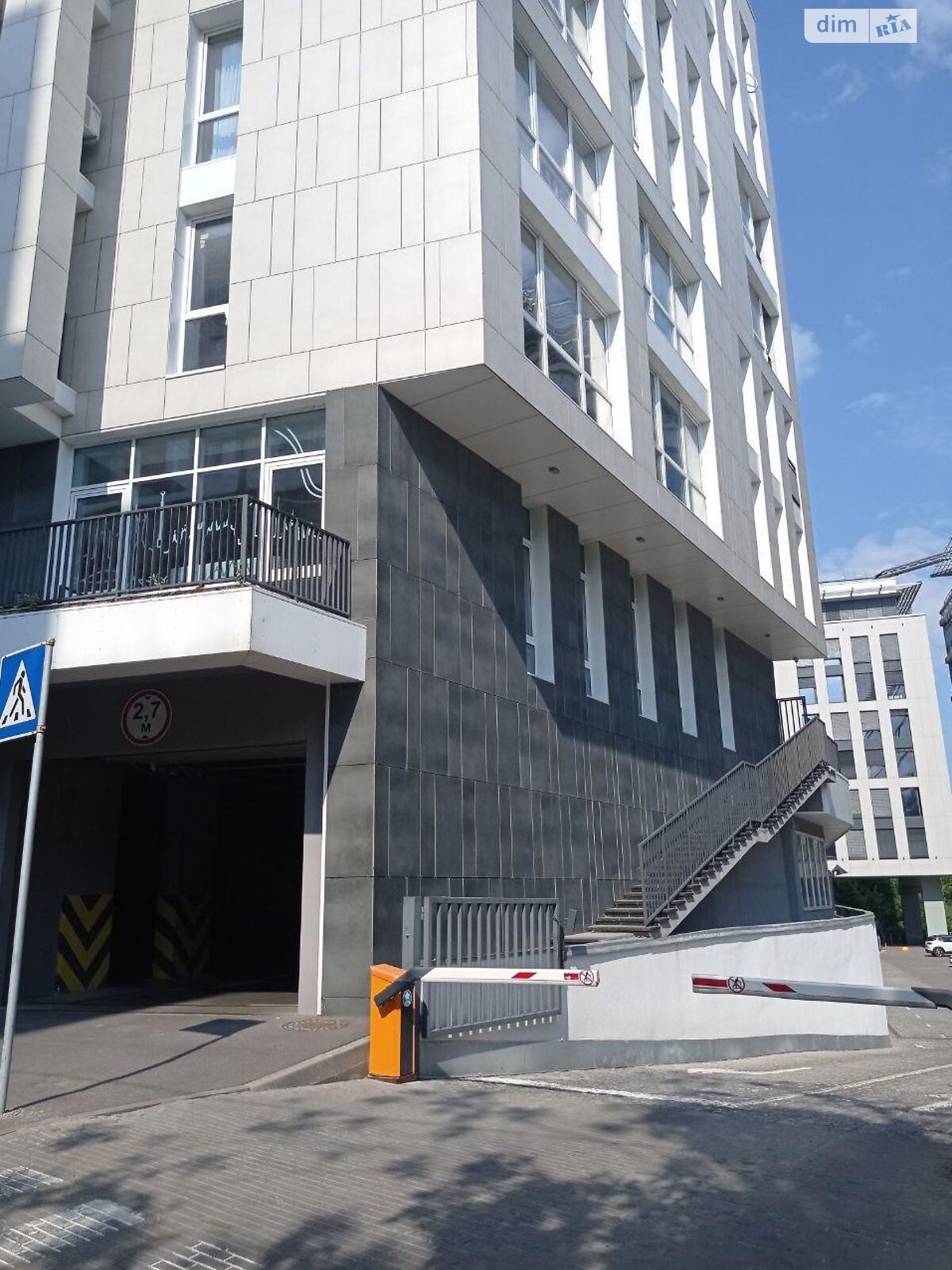 Продаж однокімнатної квартири в Києві, на вул. Лейпцизька 13А, район Печерськ фото 1 Продаж однокімнатної квартири в Києві, на вул. Лейпцизька 13А, район Печерськ фото 1