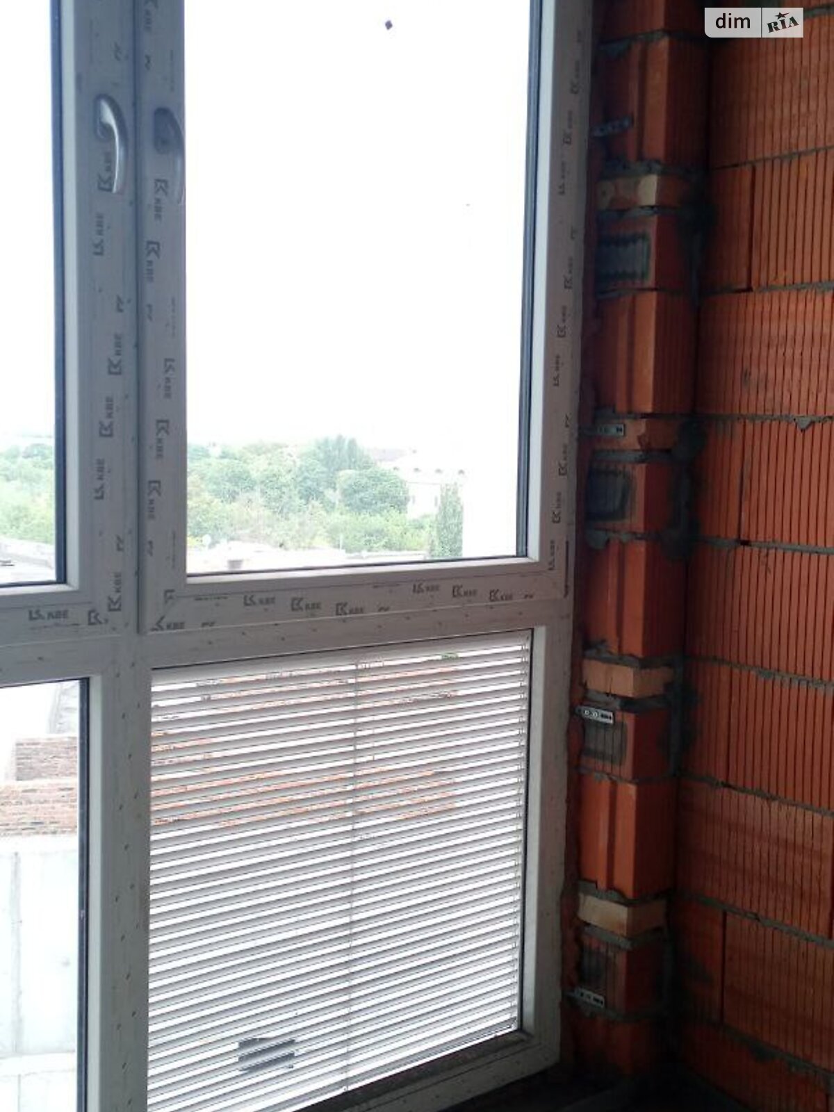 Продаж трикімнатної квартири в Києві, на вул. Лейпцизька 13А, район Печерськ фото 1