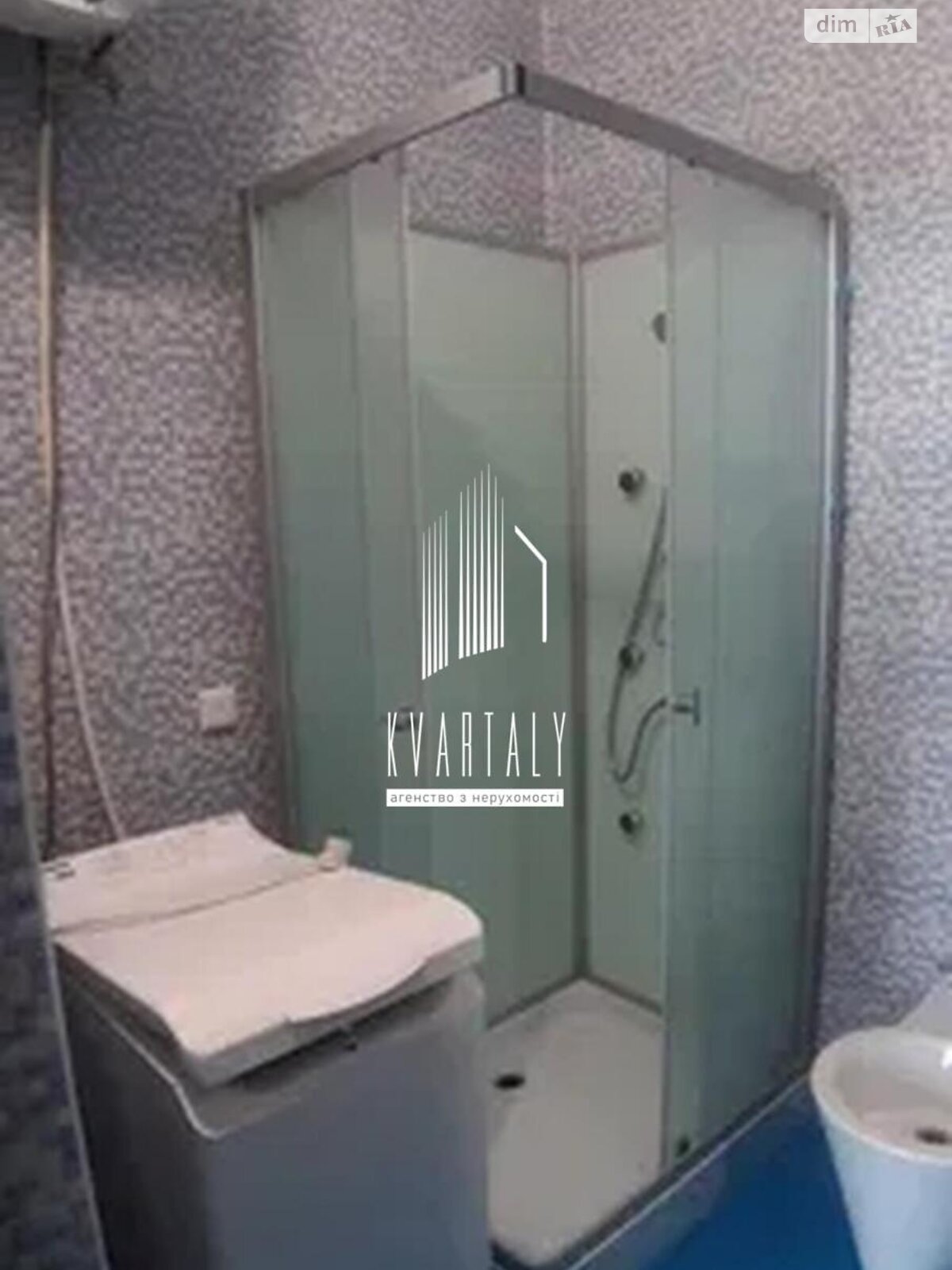 Продаж двокімнатної квартири в Києві, на вул. Маккейна Джона 9, район Печерськ фото 1