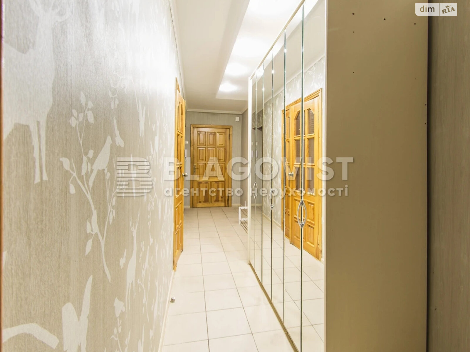 Продажа трехкомнатной квартиры в Киеве, на ул. Мечникова 18, район Печерск фото 1 Продажа трехкомнатной квартиры в Киеве, на ул. Мечникова 18, район Печерск фото 1