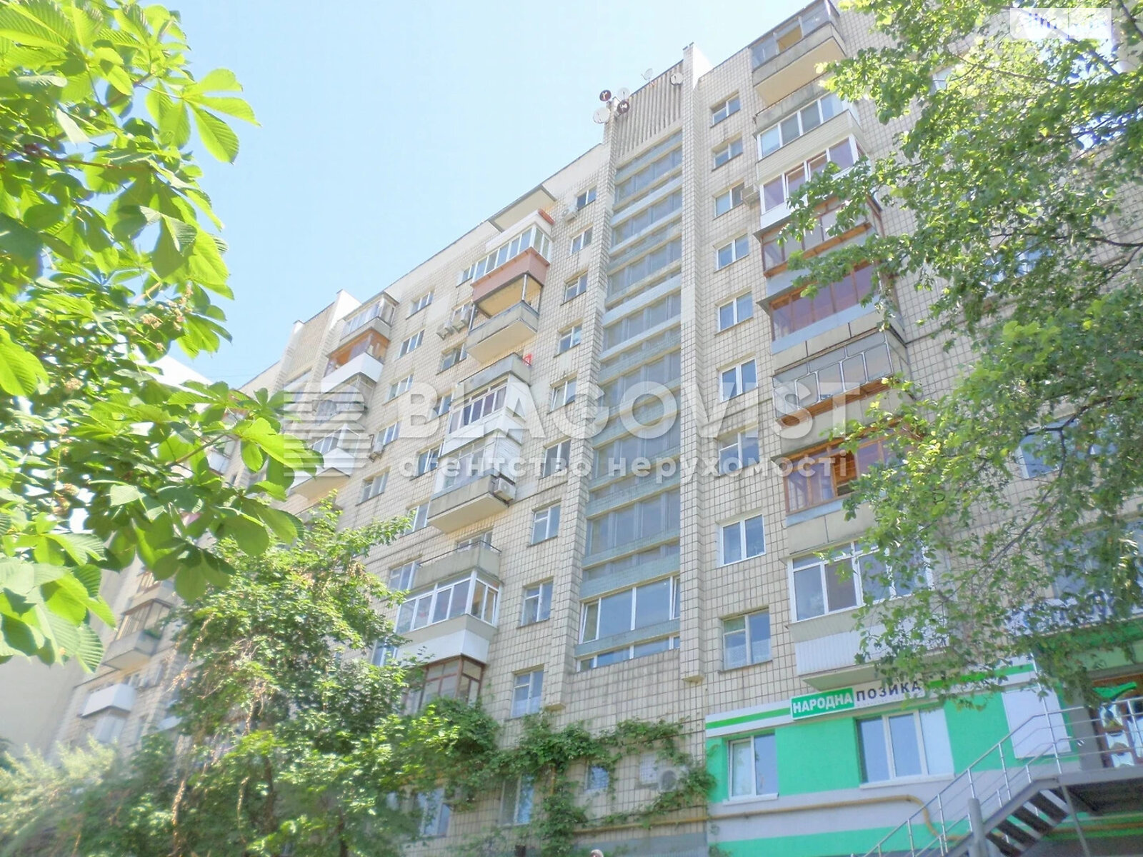Продажа трехкомнатной квартиры в Киеве, на ул. Мечникова 18, район Печерск фото 1 Продажа трехкомнатной квартиры в Киеве, на ул. Мечникова 18, район Печерск фото 1