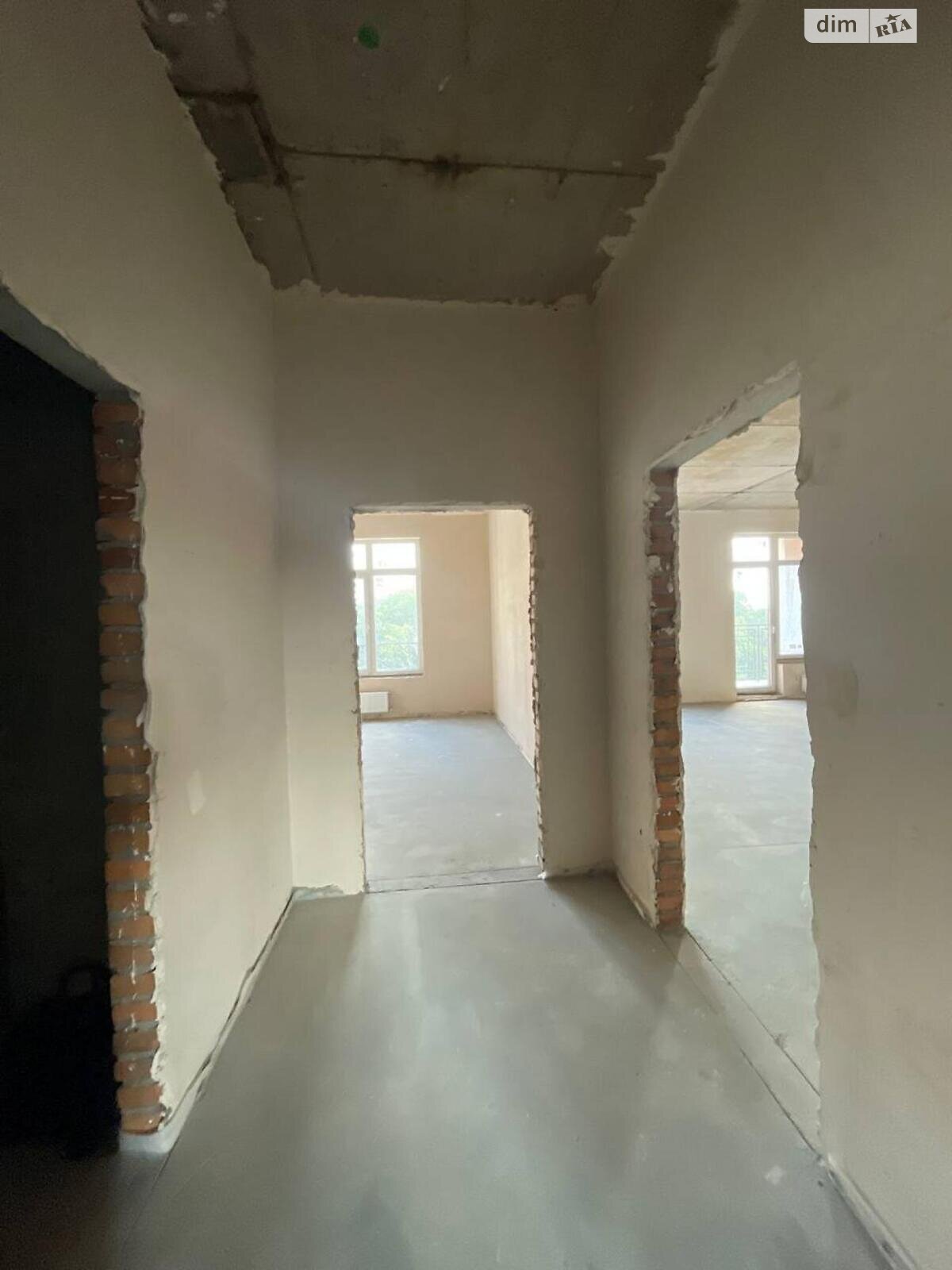 Продаж трикімнатної квартири в Києві, на вул. Михайла Бойчука 17, район Печерськ фото 1 Продаж трикімнатної квартири в Києві, на вул. Михайла Бойчука 17, район Печерськ фото 1