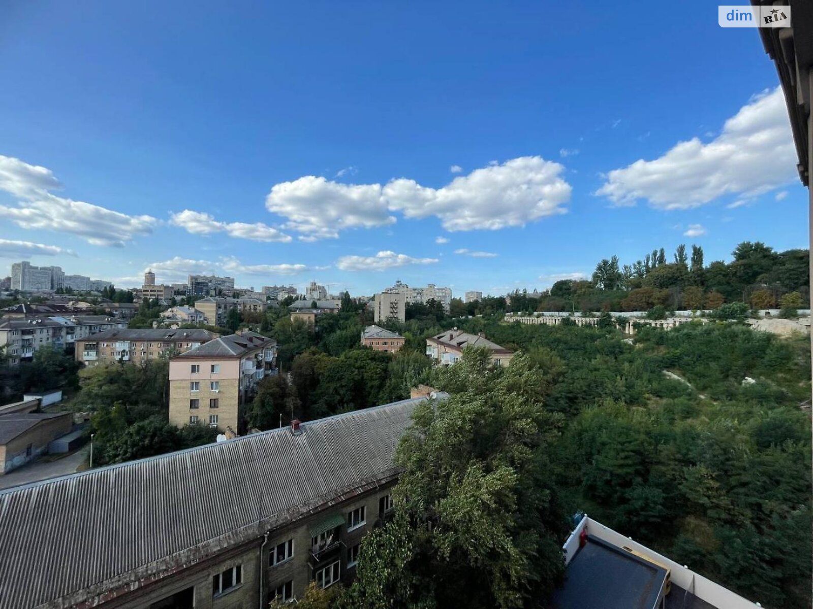 Продаж трикімнатної квартири в Києві, на вул. Михайла Бойчука 17, район Печерськ фото 1 Продаж трикімнатної квартири в Києві, на вул. Михайла Бойчука 17, район Печерськ фото 1