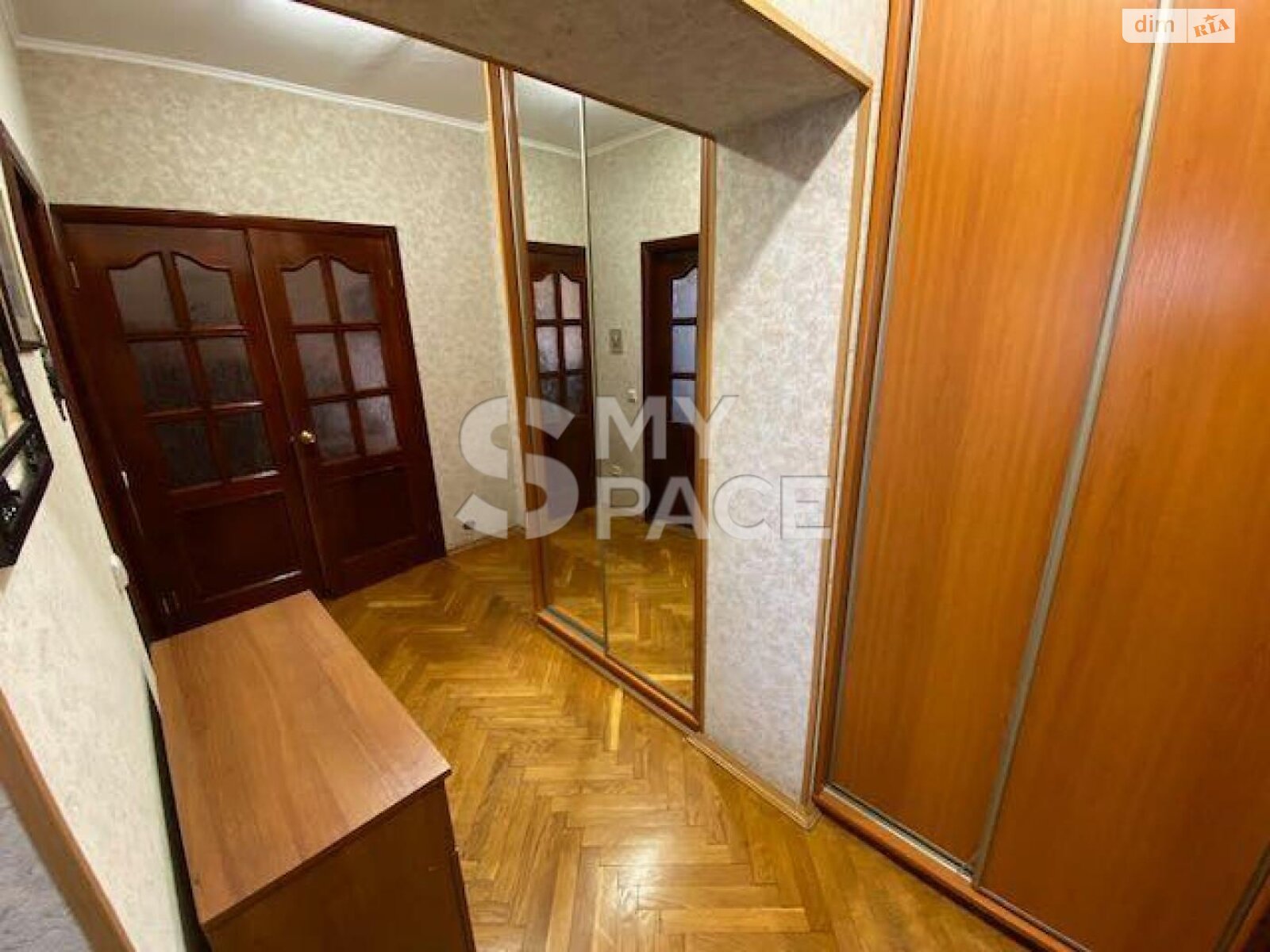 Продажа двухкомнатной квартиры в Киеве, на ул. Михаила Омельяновича-Павленко 11, район Печерск фото 1 Продажа двухкомнатной квартиры в Киеве, на ул. Михаила Омельяновича-Павленко 11, район Печерск фото 1
