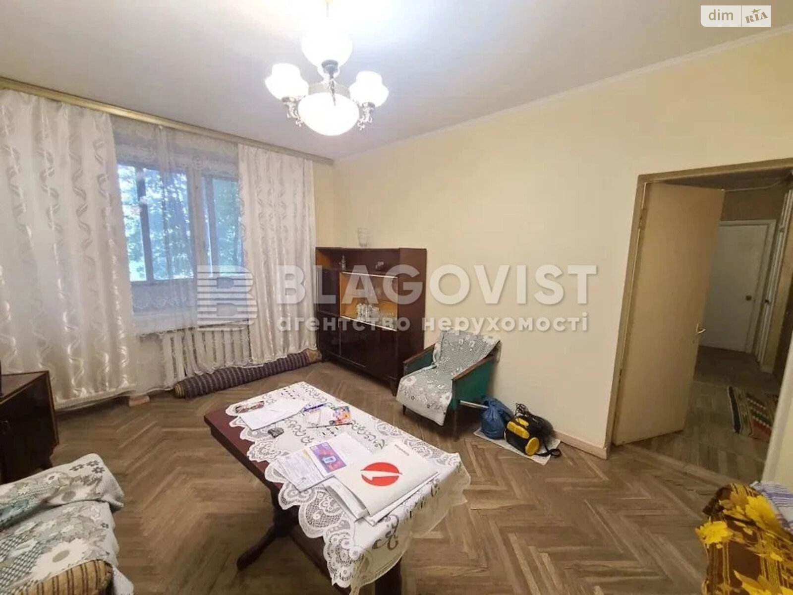 Продаж двокімнатної квартири в Києві, на вул. Михайла Омеляновича-Павленка 19, район Печерськ фото 1 Продаж двокімнатної квартири в Києві, на вул. Михайла Омеляновича-Павленка 19, район Печерськ фото 1