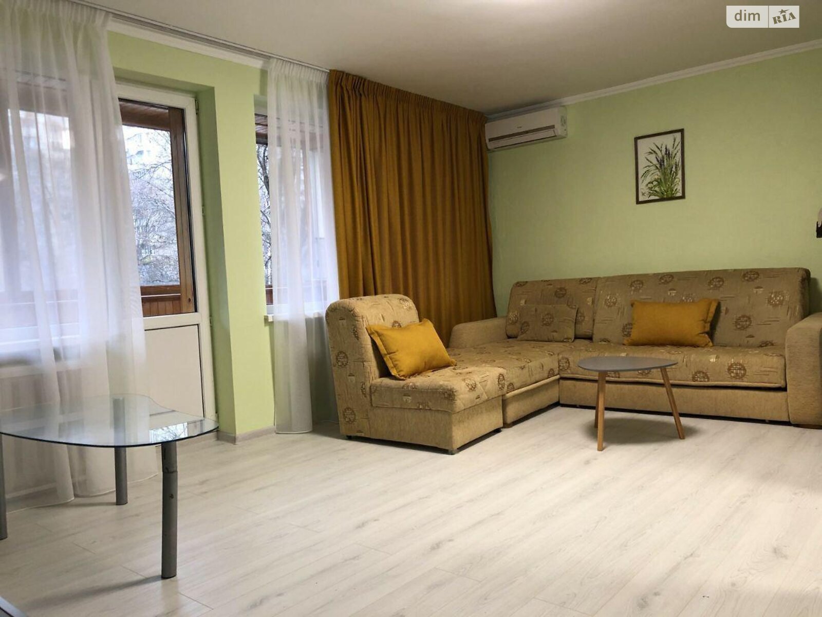 Продаж двокімнатної квартири в Києві, на вул. Михайла Омеляновича-Павленка 18/20, район Печерськ фото 1 Продаж двокімнатної квартири в Києві, на вул. Михайла Омеляновича-Павленка 18/20, район Печерськ фото 1
