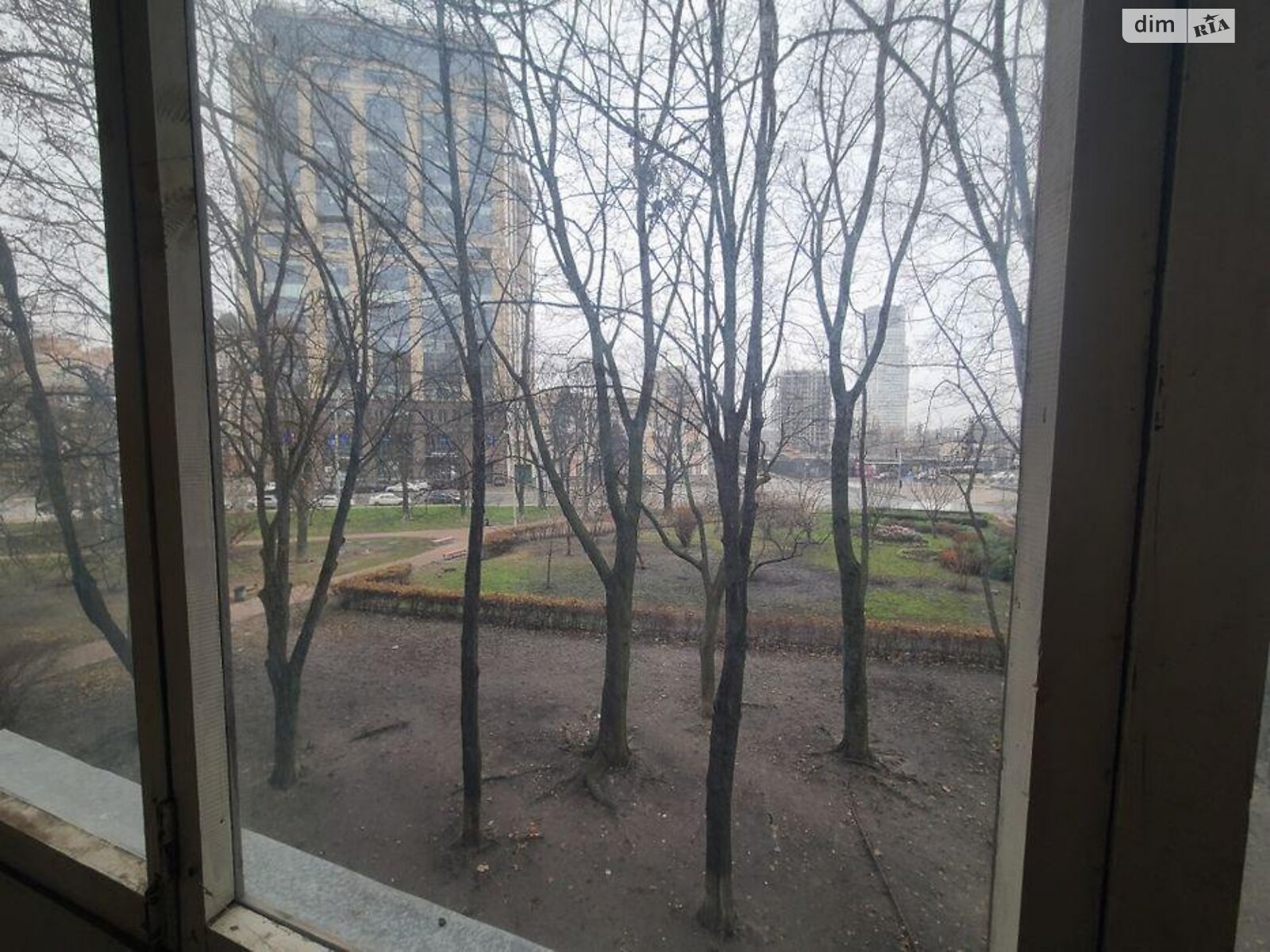 Продажа двухкомнатной квартиры в Киеве, на ул. Михаила Омельяновича-Павленко 19, район Печерск фото 1