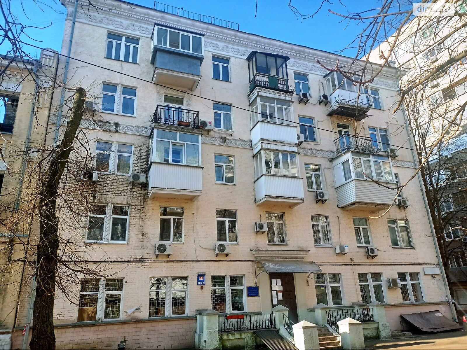 Продаж двокімнатної квартири в Києві, на пров. Микільський 9, район Печерськ фото 1 Продаж двокімнатної квартири в Києві, на пров. Микільський 9, район Печерськ фото 1