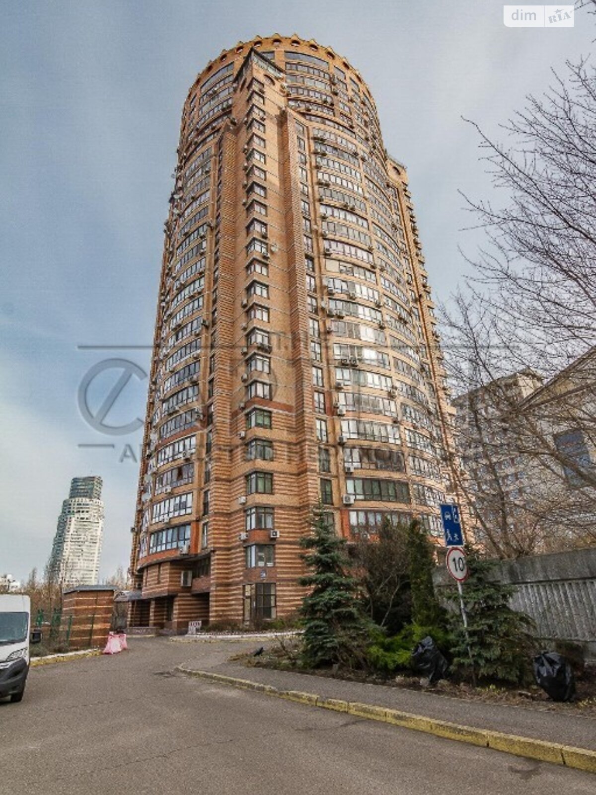 Продажа трехкомнатной квартиры в Киеве, на ул. Панаса Мирного, район Печерск фото 1 Продажа трехкомнатной квартиры в Киеве, на ул. Панаса Мирного, район Печерск фото 1