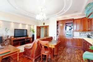 Продажа двухкомнатной квартиры в Киеве, на ул. Панаса Мирного 17, район Печерск фото 2