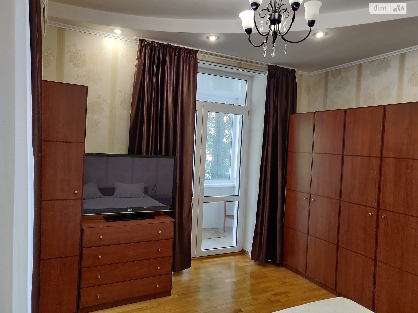 Продажа двухкомнатной квартиры в Киеве, на ул. Панаса Мирного 3, район Печерск фото 1