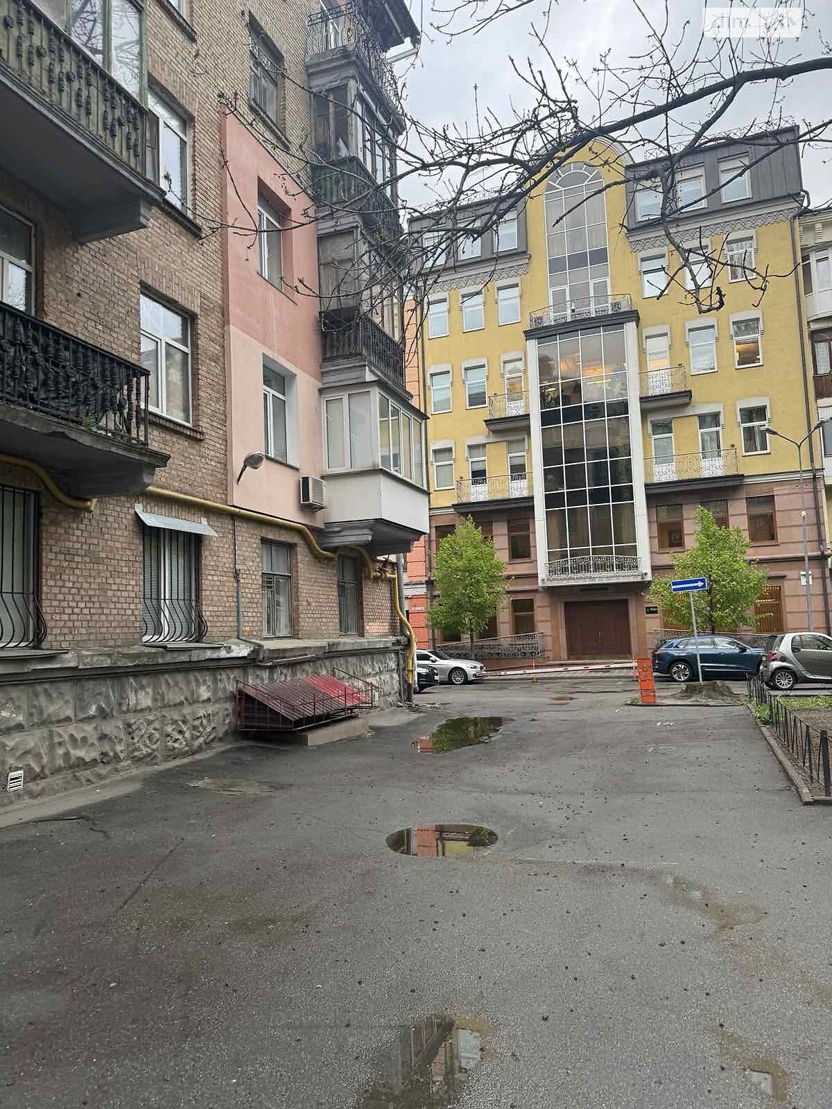 Продаж двокімнатної квартири в Києві, на вул. Панаса Мирного 3, район Печерськ фото 1 Продаж двокімнатної квартири в Києві, на вул. Панаса Мирного 3, район Печерськ фото 1