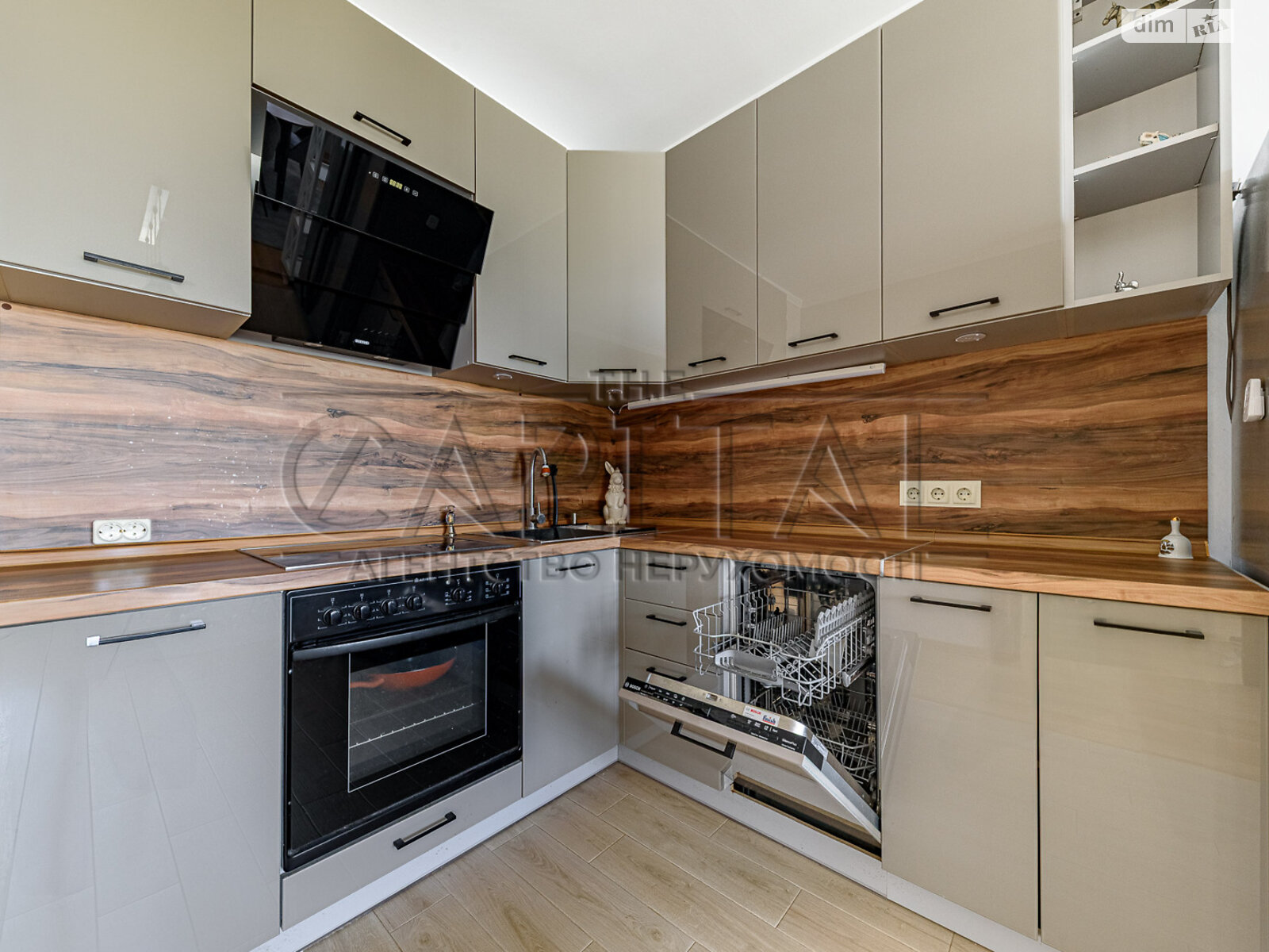 Продажа однокомнатной квартиры в Киеве, на ул. Панаса Мирного 28А, кв. 75, район Печерск фото 1 Продажа однокомнатной квартиры в Киеве, на ул. Панаса Мирного 28А, кв. 75, район Печерск фото 1