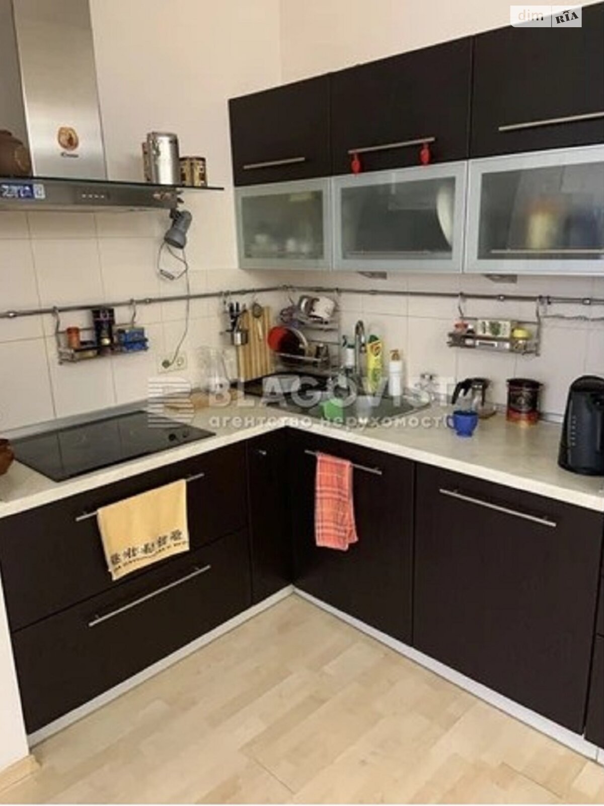Продажа трехкомнатной квартиры в Киеве, на ул. Панаса Мирного 12, район Печерск фото 1 Продажа трехкомнатной квартиры в Киеве, на ул. Панаса Мирного 12, район Печерск фото 1