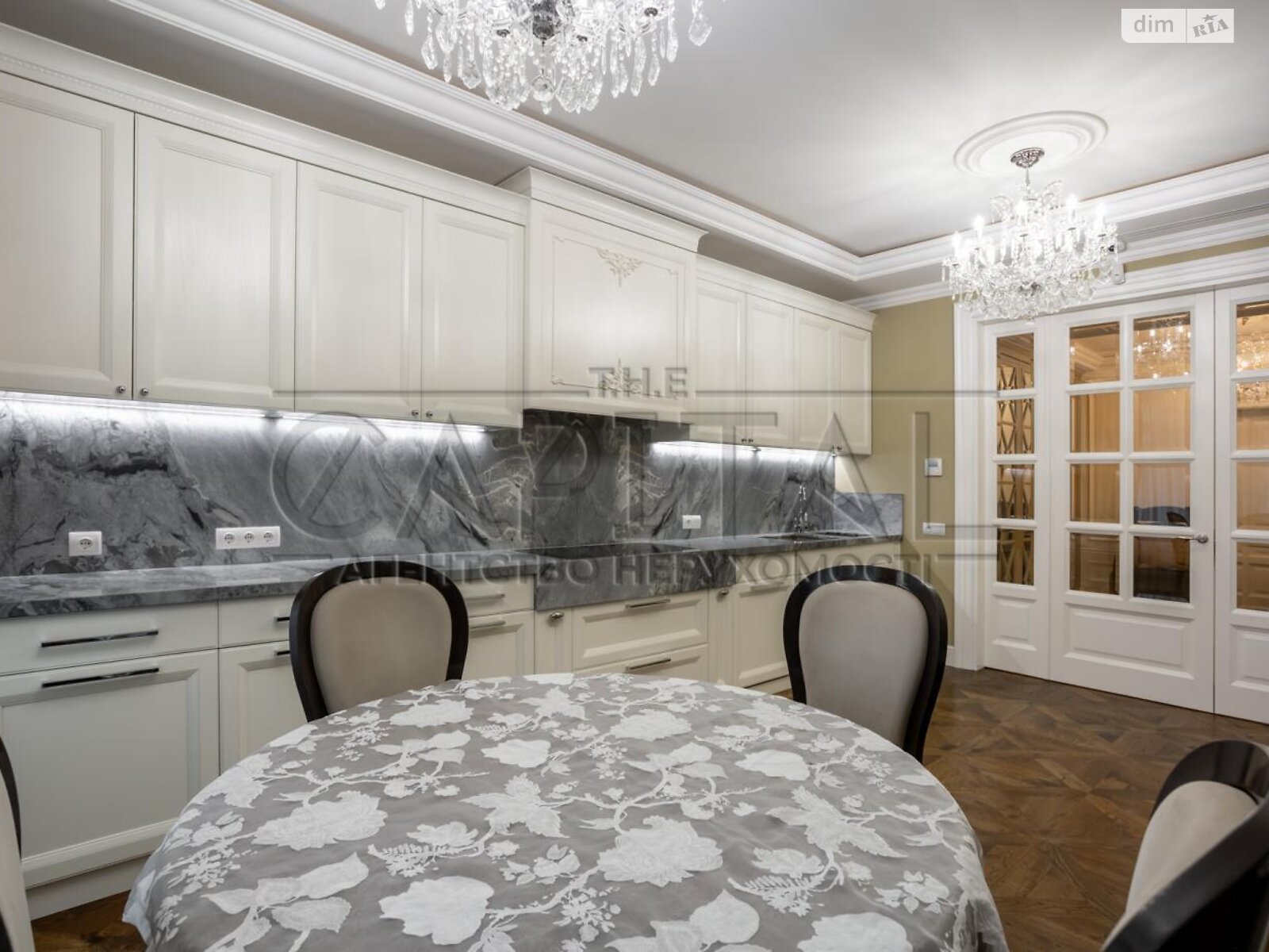 Продажа четырехкомнатной квартиры в Киеве, на ул. Панаса Мирного 12, район Печерск фото 1 Продажа четырехкомнатной квартиры в Киеве, на ул. Панаса Мирного 12, район Печерск фото 1