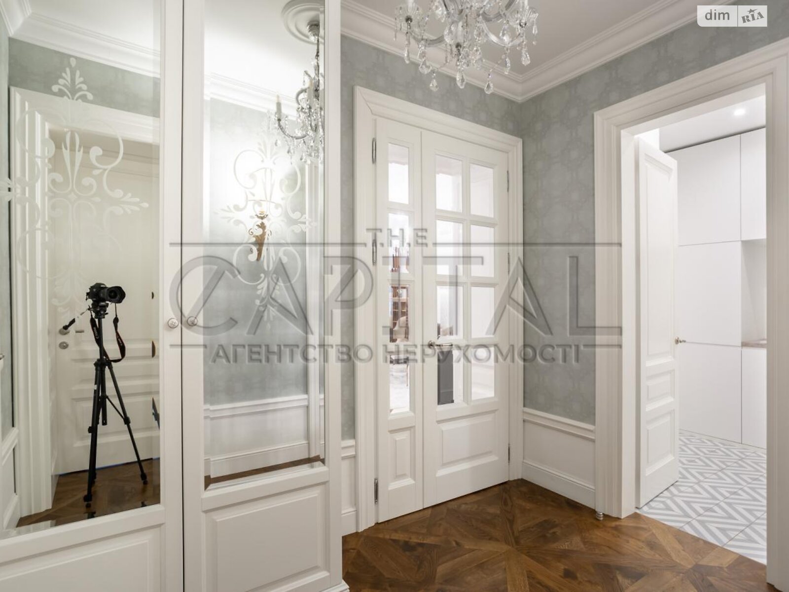 Продажа четырехкомнатной квартиры в Киеве, на ул. Панаса Мирного 12, район Печерск фото 1 Продажа четырехкомнатной квартиры в Киеве, на ул. Панаса Мирного 12, район Печерск фото 1