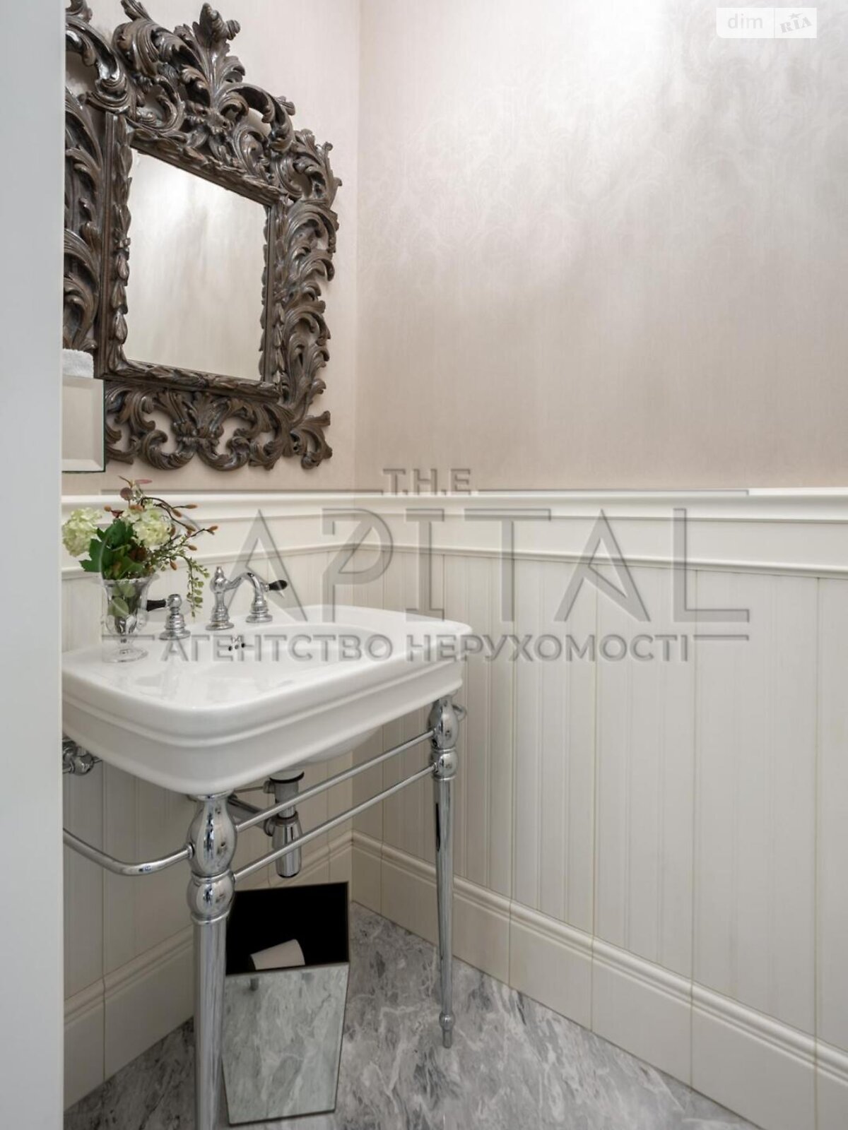 Продажа четырехкомнатной квартиры в Киеве, на ул. Панаса Мирного 12, район Печерск фото 1 Продажа четырехкомнатной квартиры в Киеве, на ул. Панаса Мирного 12, район Печерск фото 1