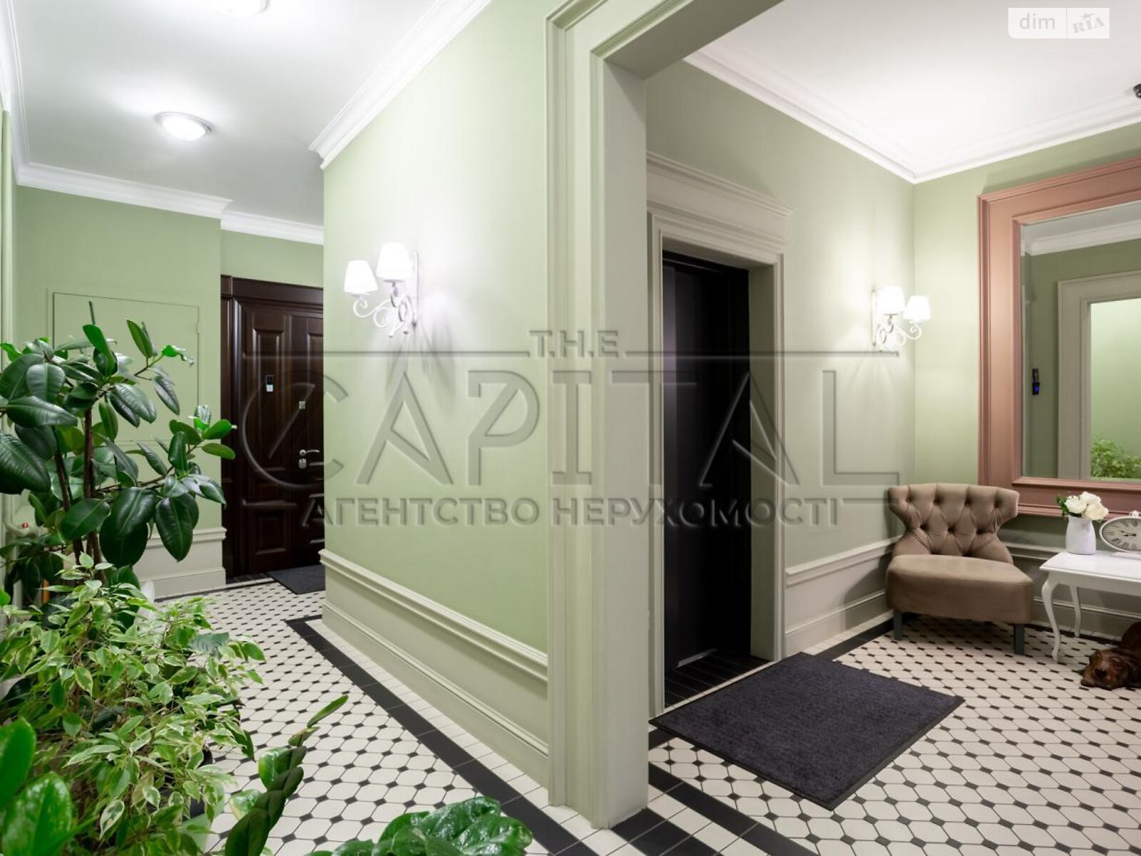 Продажа четырехкомнатной квартиры в Киеве, на ул. Панаса Мирного 12, район Печерск фото 1 Продажа четырехкомнатной квартиры в Киеве, на ул. Панаса Мирного 12, район Печерск фото 1