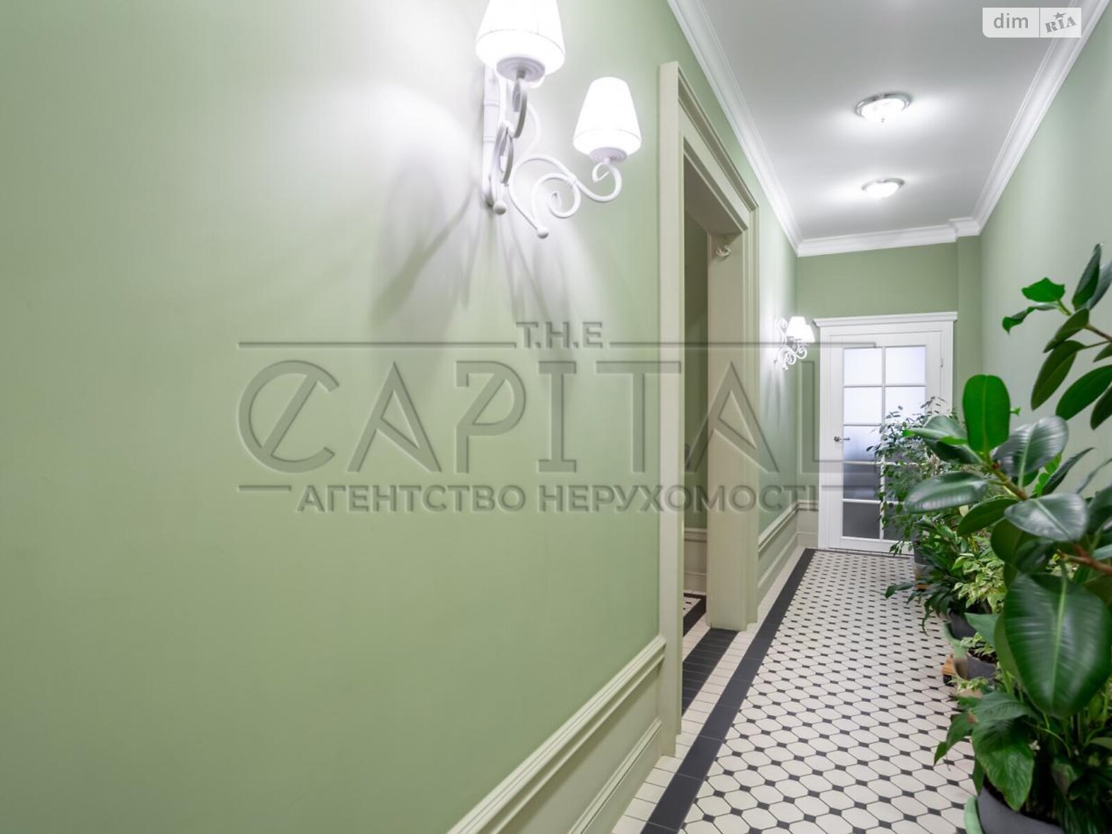 Продажа четырехкомнатной квартиры в Киеве, на ул. Панаса Мирного 12, район Печерск фото 1 Продажа четырехкомнатной квартиры в Киеве, на ул. Панаса Мирного 12, район Печерск фото 1