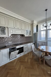 Продаж двокімнатної квартири в Києві, на пл. Печерська, район Печерськ фото 2