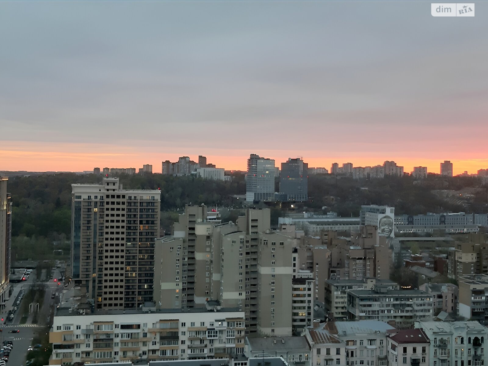 Продажа шестикомнатной квартиры в Киеве, на ул. Предславинская 31/11, район Печерский фото 1 Продажа шестикомнатной квартиры в Киеве, на ул. Предславинская 31/11, район Печерский фото 1
