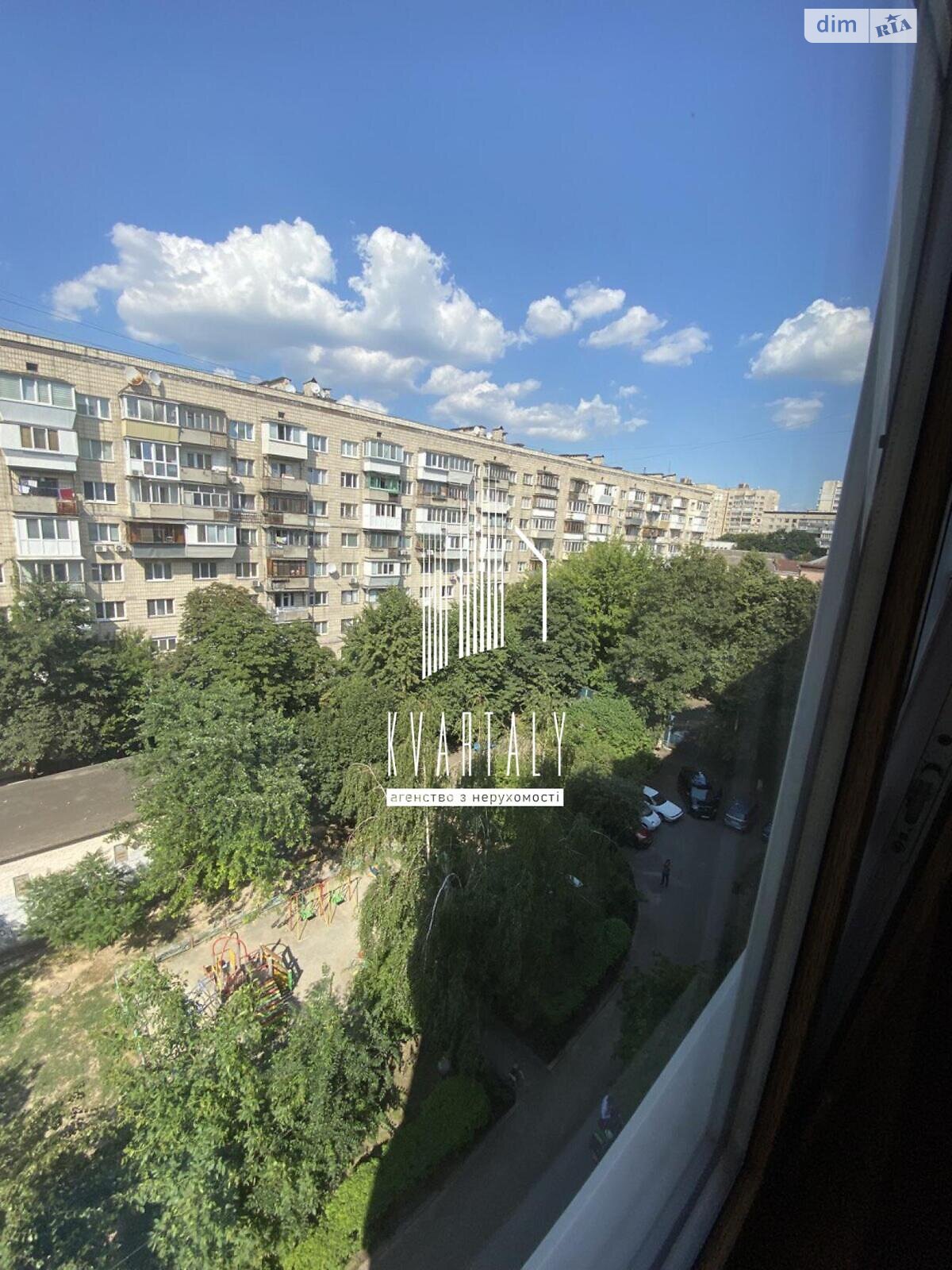 Продажа трехкомнатной квартиры в Киеве, на ул. Резницкая 8, район Печерск фото 1