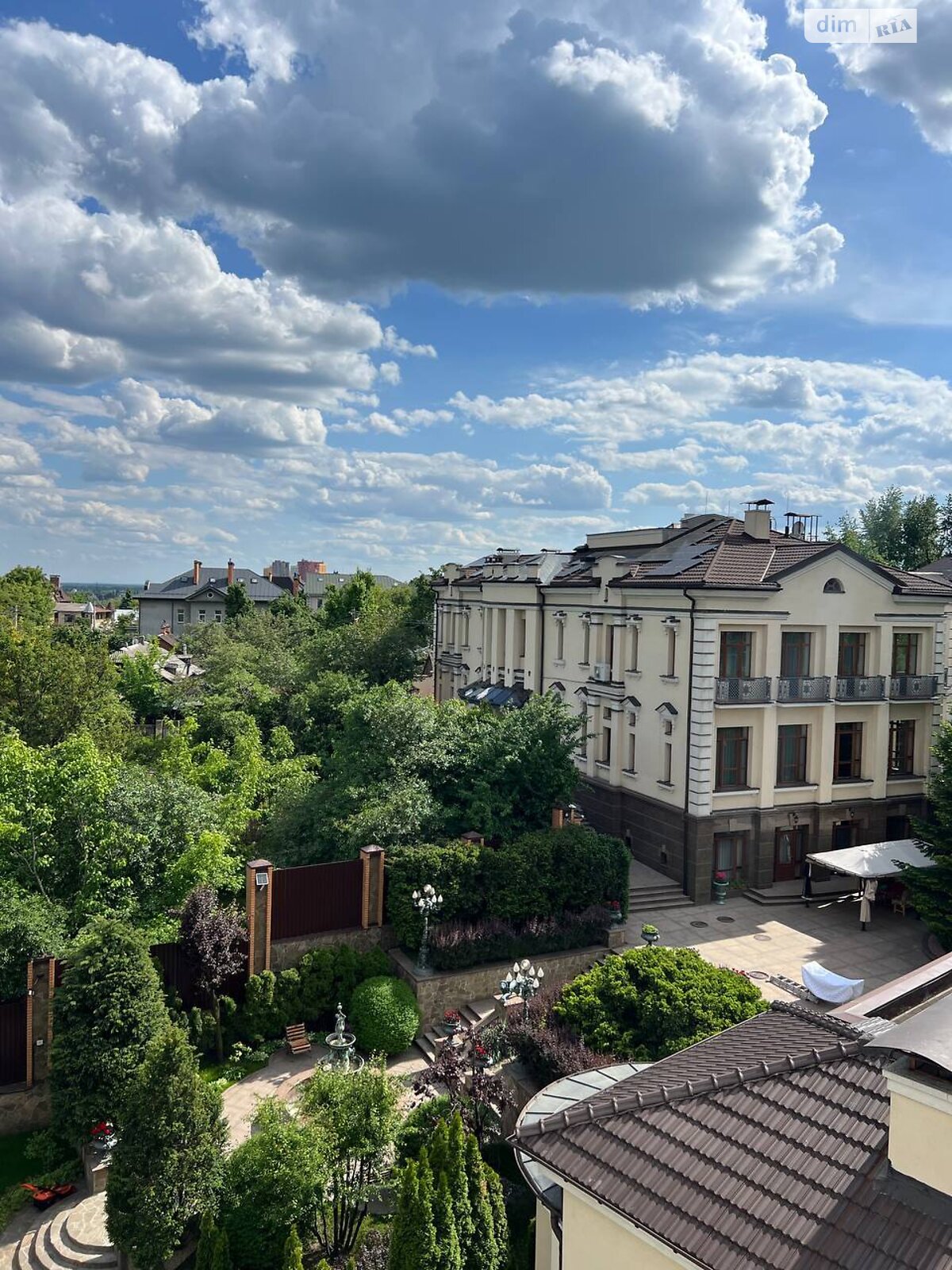 Продажа трехкомнатной квартиры в Киеве, на ул. Садово-Ботаническая 46, район Печерск фото 1 Продажа трехкомнатной квартиры в Киеве, на ул. Садово-Ботаническая 46, район Печерск фото 1