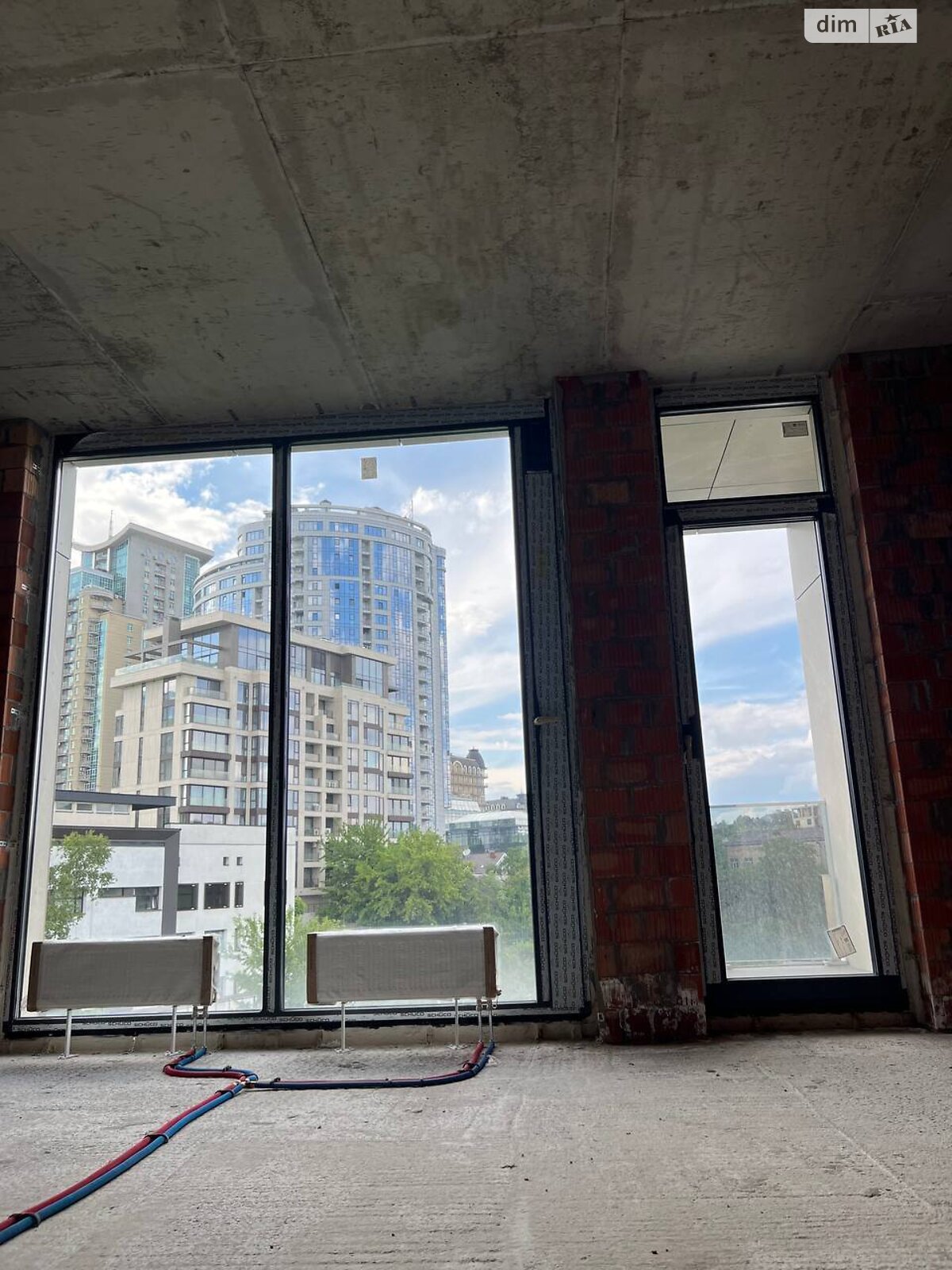 Продажа трехкомнатной квартиры в Киеве, на ул. Садово-Ботаническая 46, район Печерск фото 1 Продажа трехкомнатной квартиры в Киеве, на ул. Садово-Ботаническая 46, район Печерск фото 1