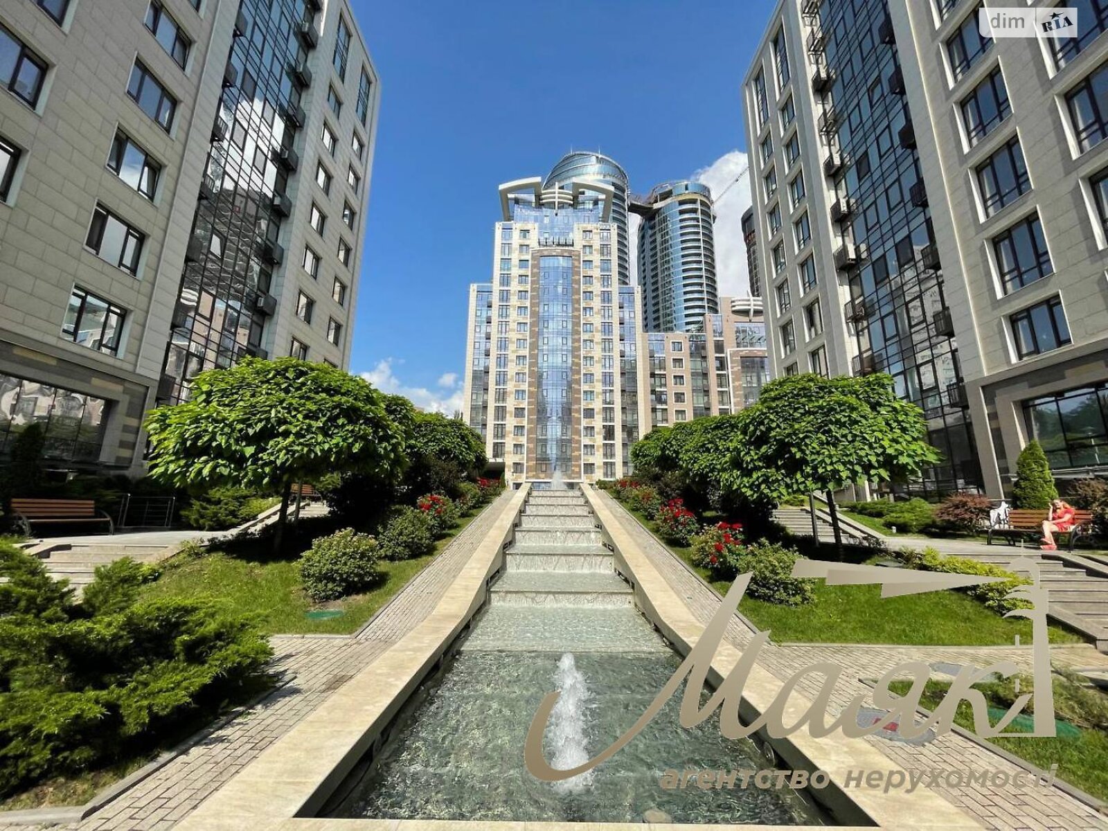 Продажа пятикомнатной квартиры в Киеве, на ул. Саперное Поле 5А, район Печерск фото 1 Продажа пятикомнатной квартиры в Киеве, на ул. Саперное Поле 5А, район Печерск фото 1